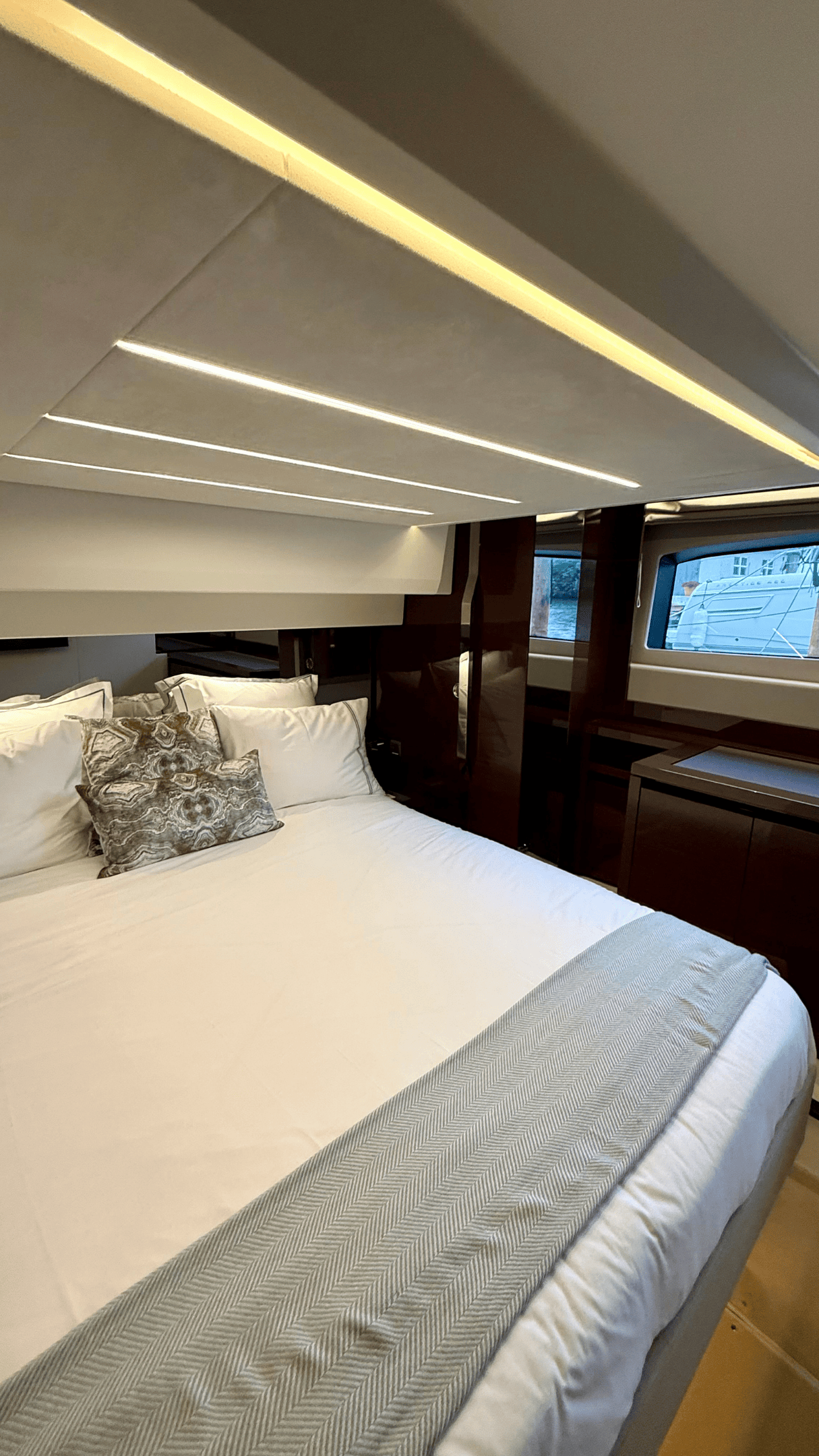 SEVEN motor yacht interior refined living space