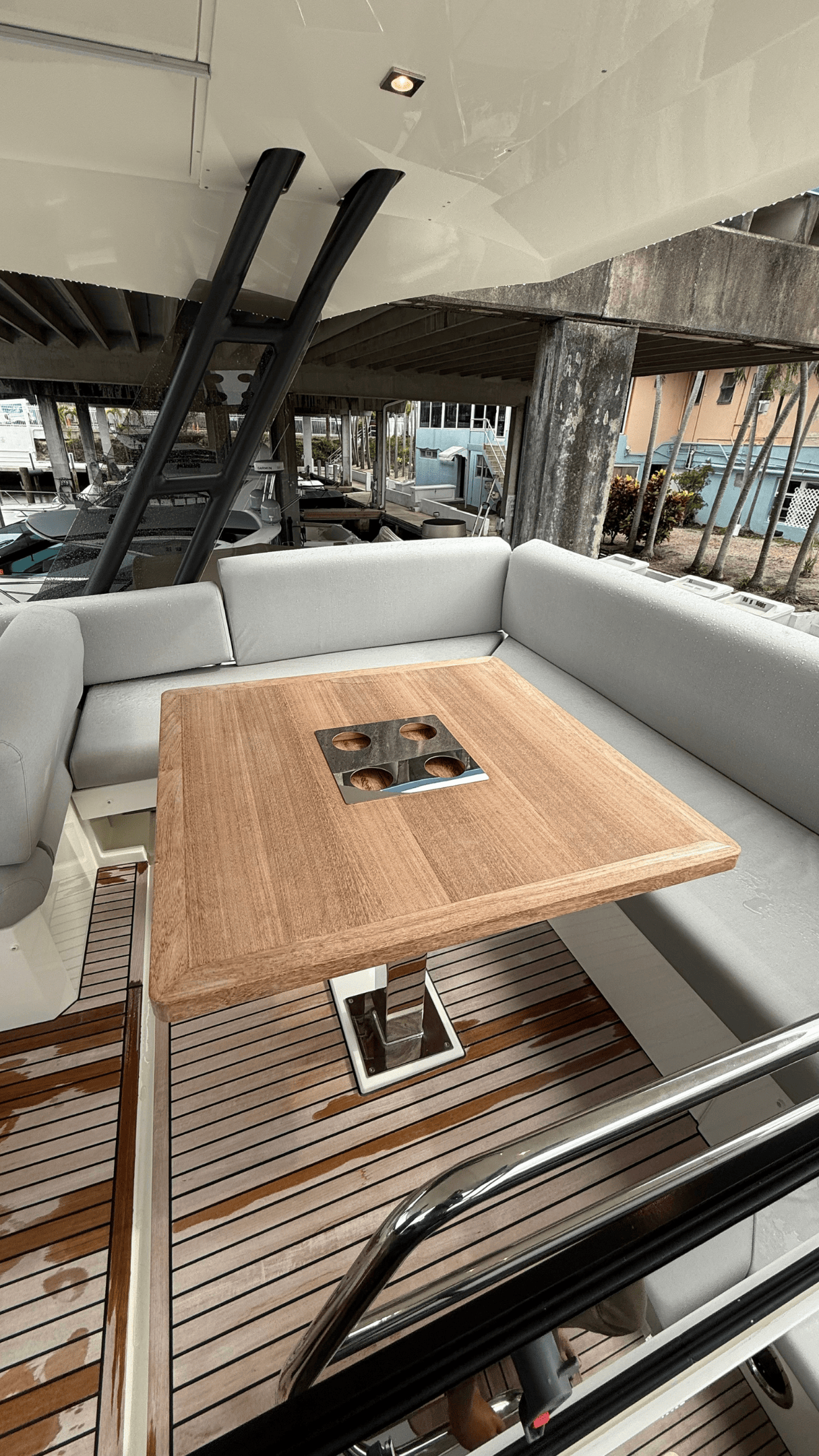 SEVEN yacht specifications performance and stability