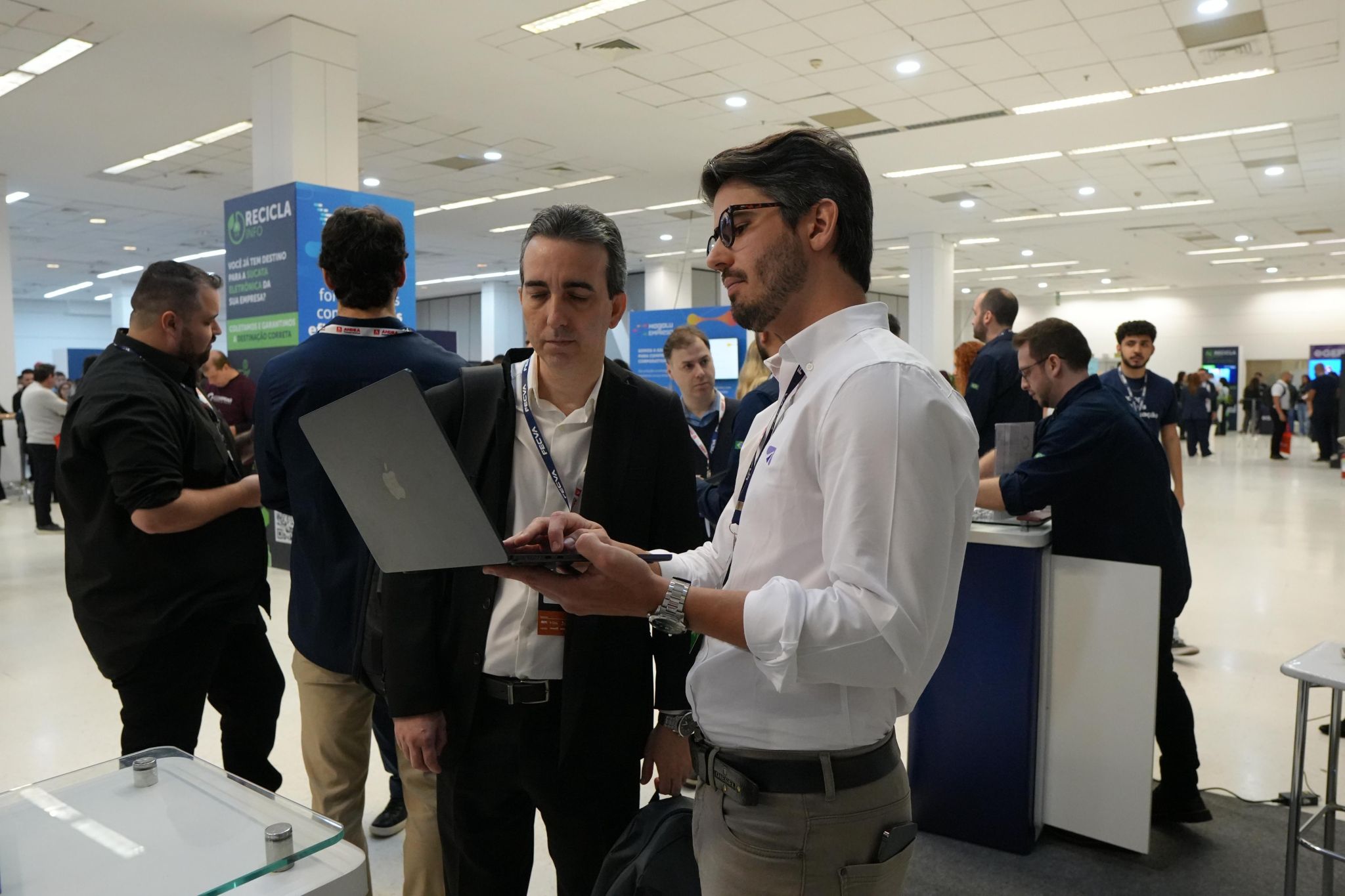 image of a teacher interacting with students using digital tools (for a edtech)