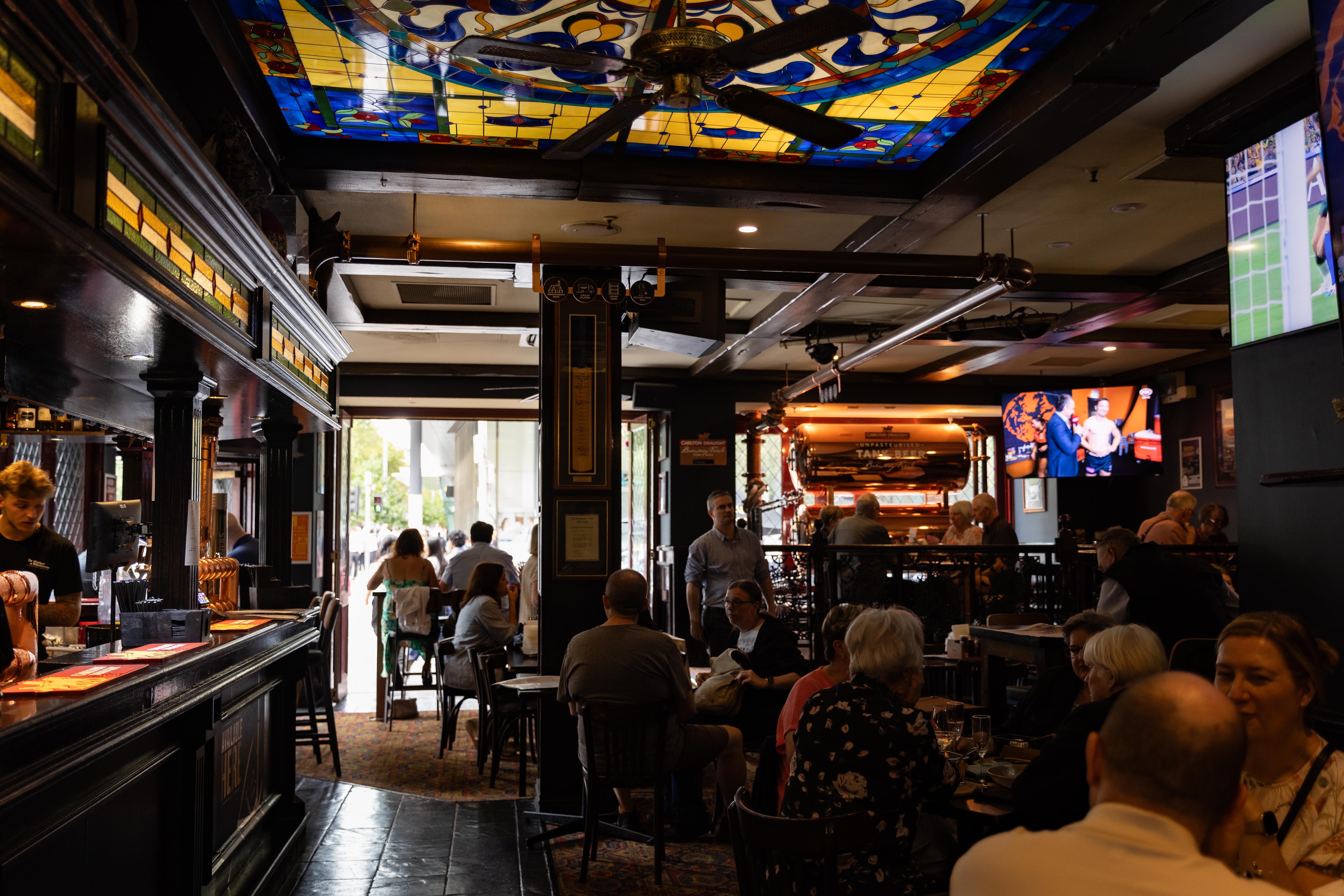Glenferrie Hotel Main Bar and Restaurant