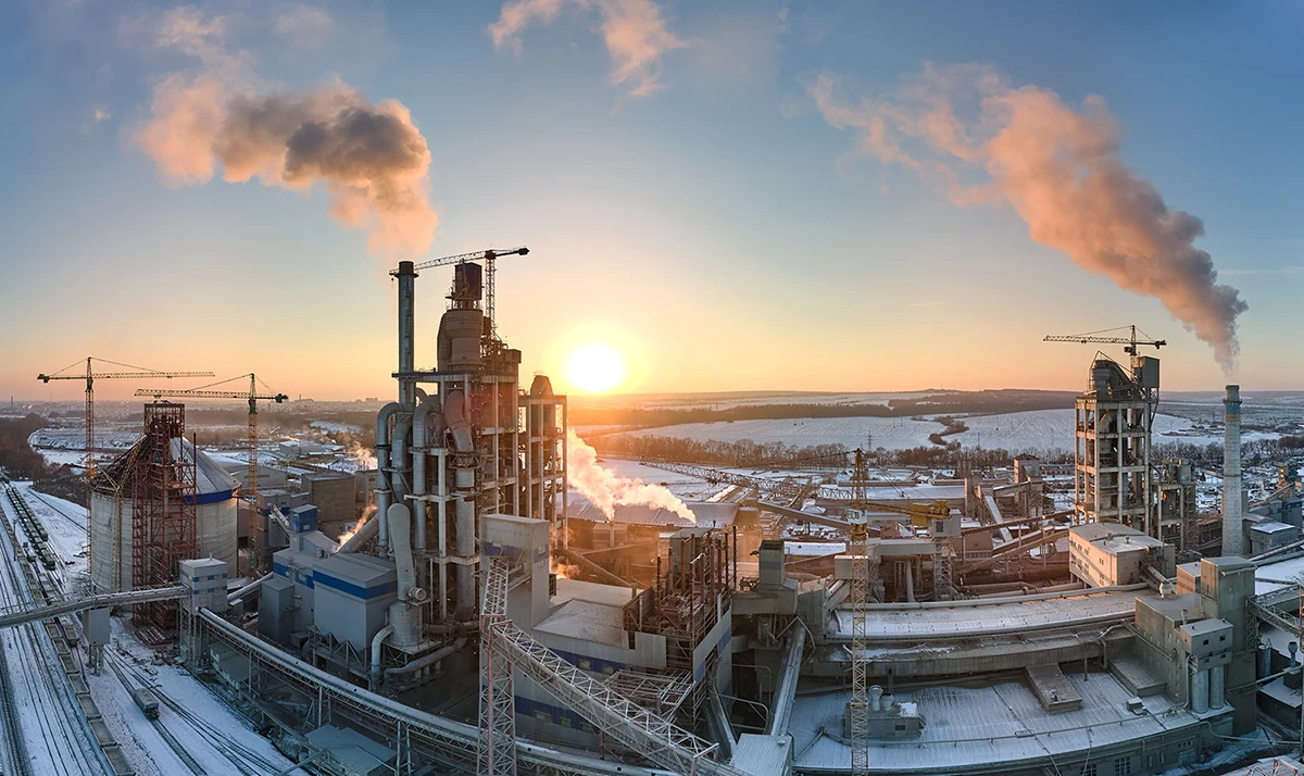 Photo d'usine vue du ciel en hiver
