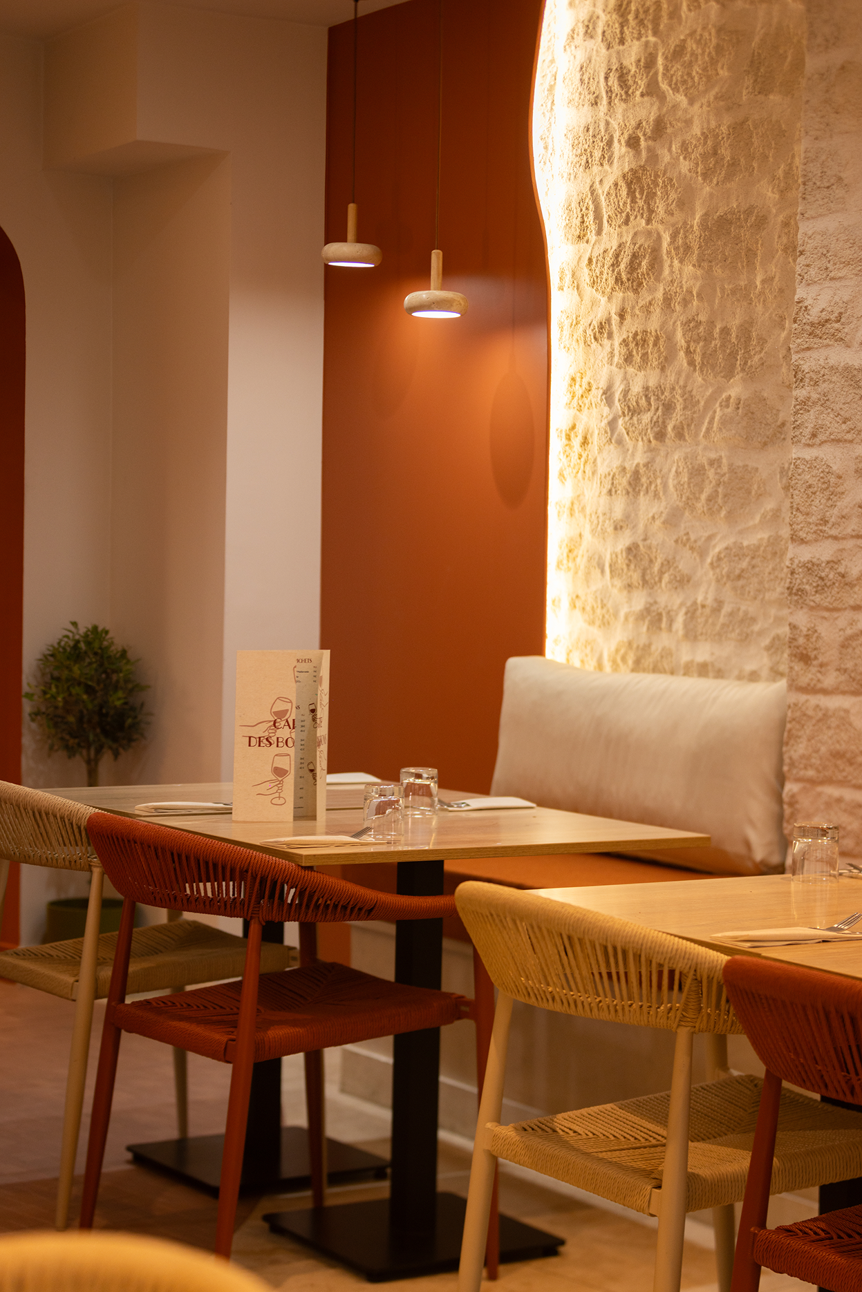 image of wine and dine setup