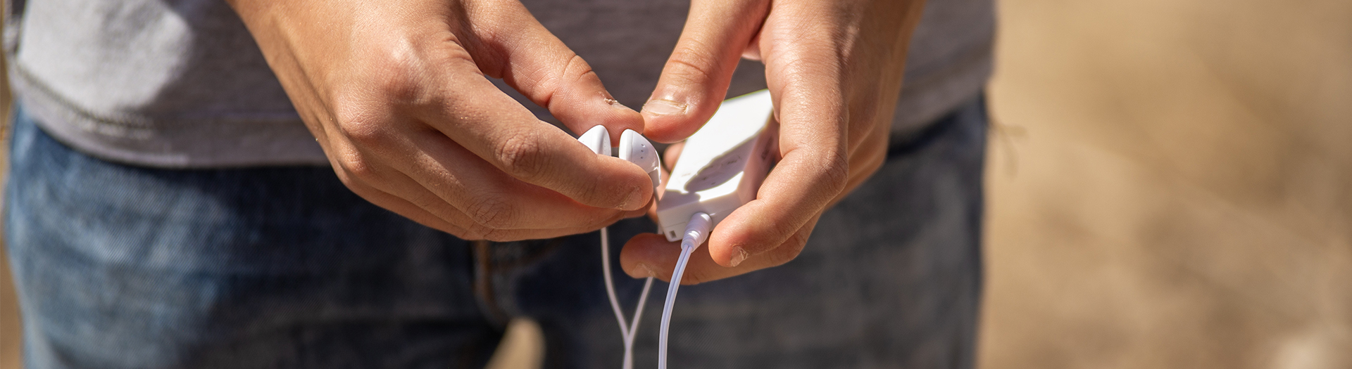 Support War Refugees