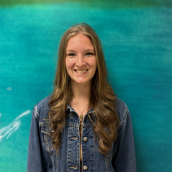 [headshot] image of customer (for a consumer apps)