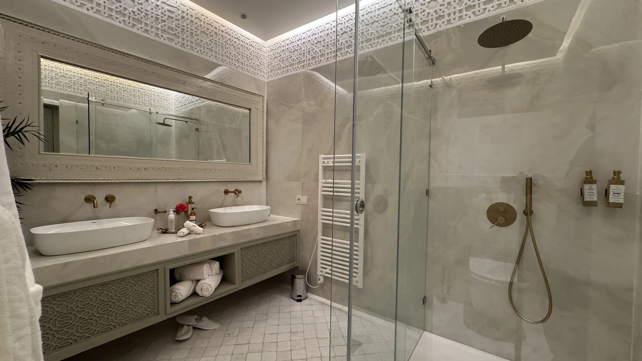 Walk-in shower at Kasbah Moon