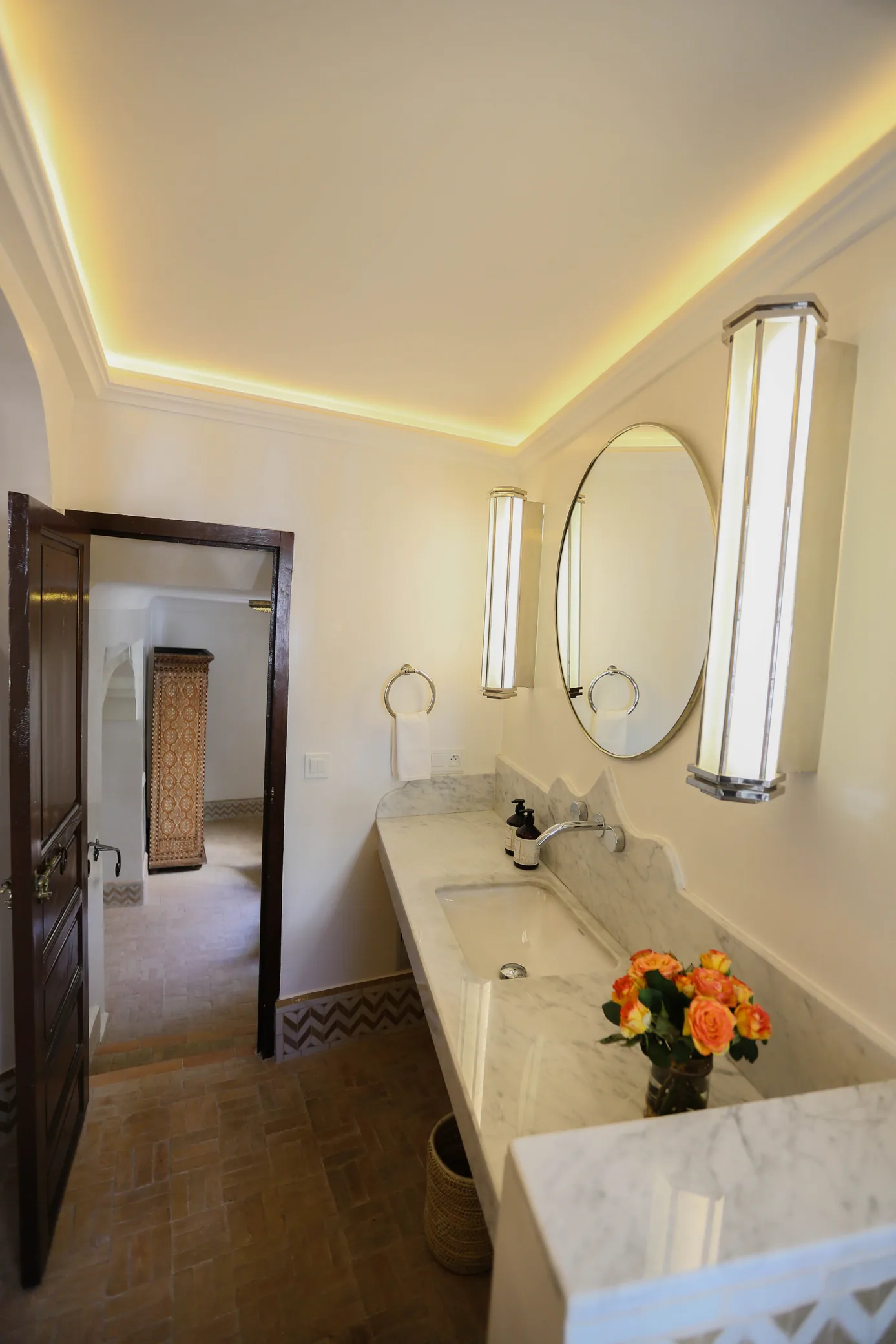 Marble bath at Riad Dar Saeed
