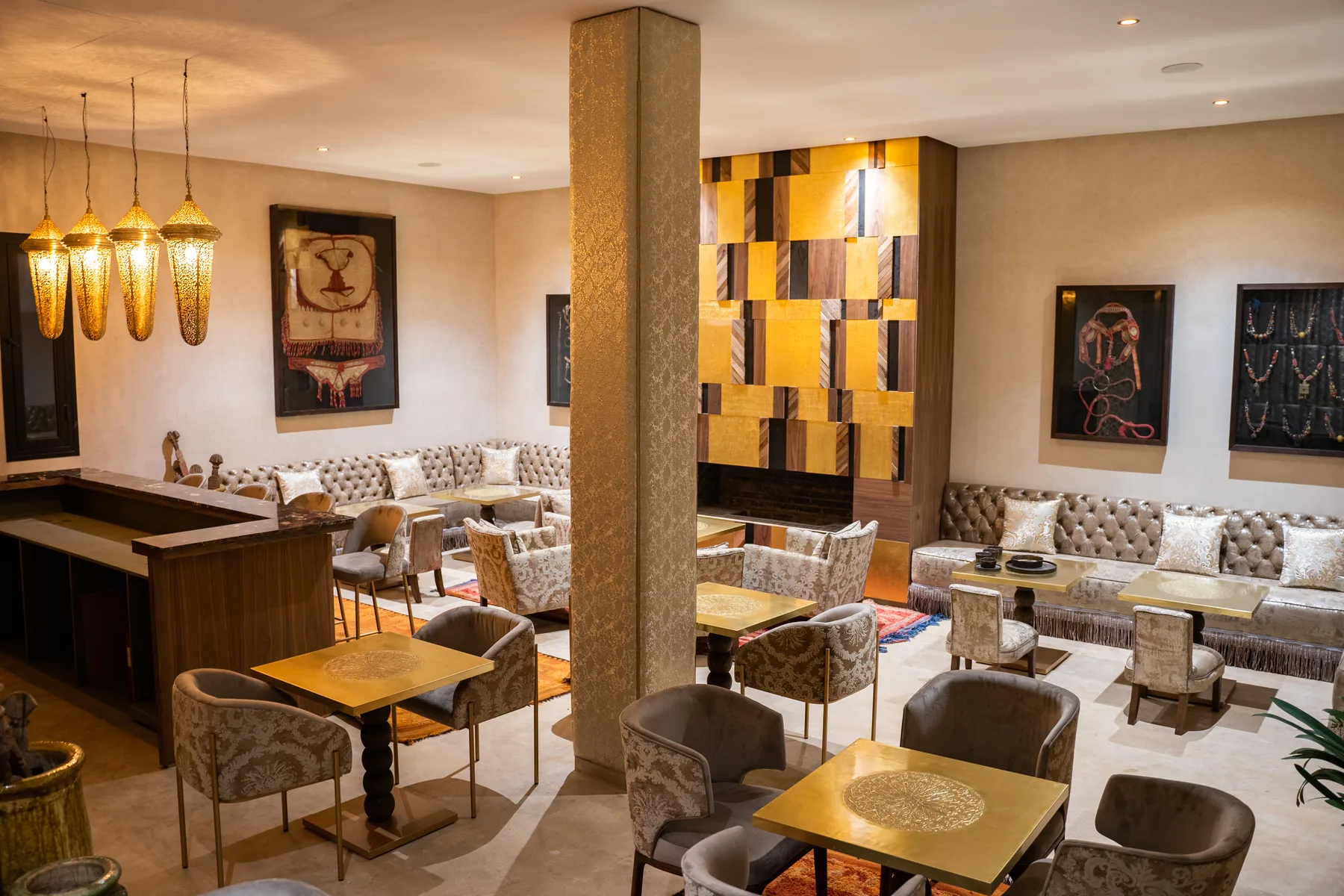Villa Kallista, 12 bedroom wedding and event villa in Marrakech, lounge and majlis seating. The Marrakech Curator.