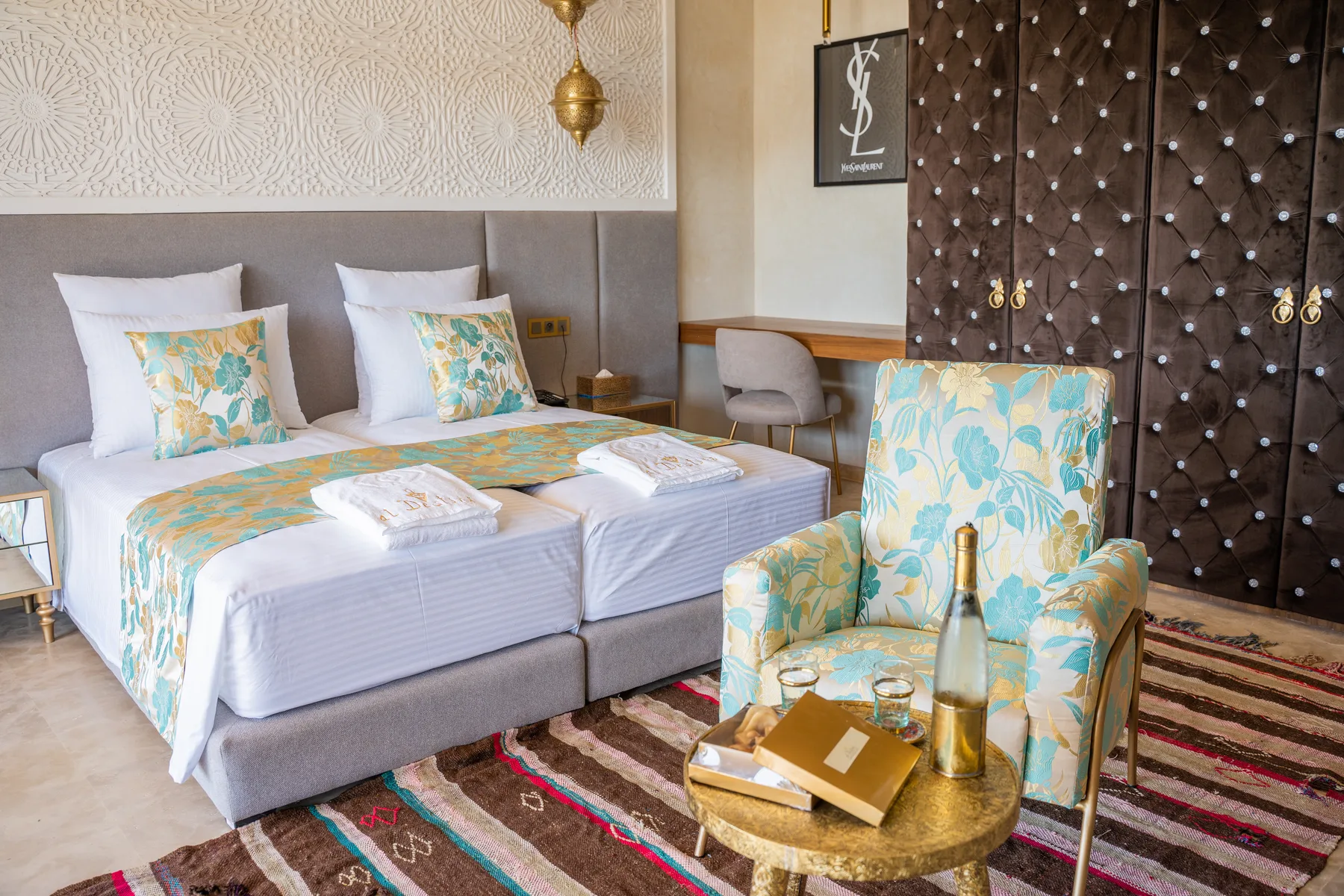 Villa Kallista, 12 bedroom wedding and event villa in Marrakech, Prestige Suite with kilim rug. The Marrakech Curator.