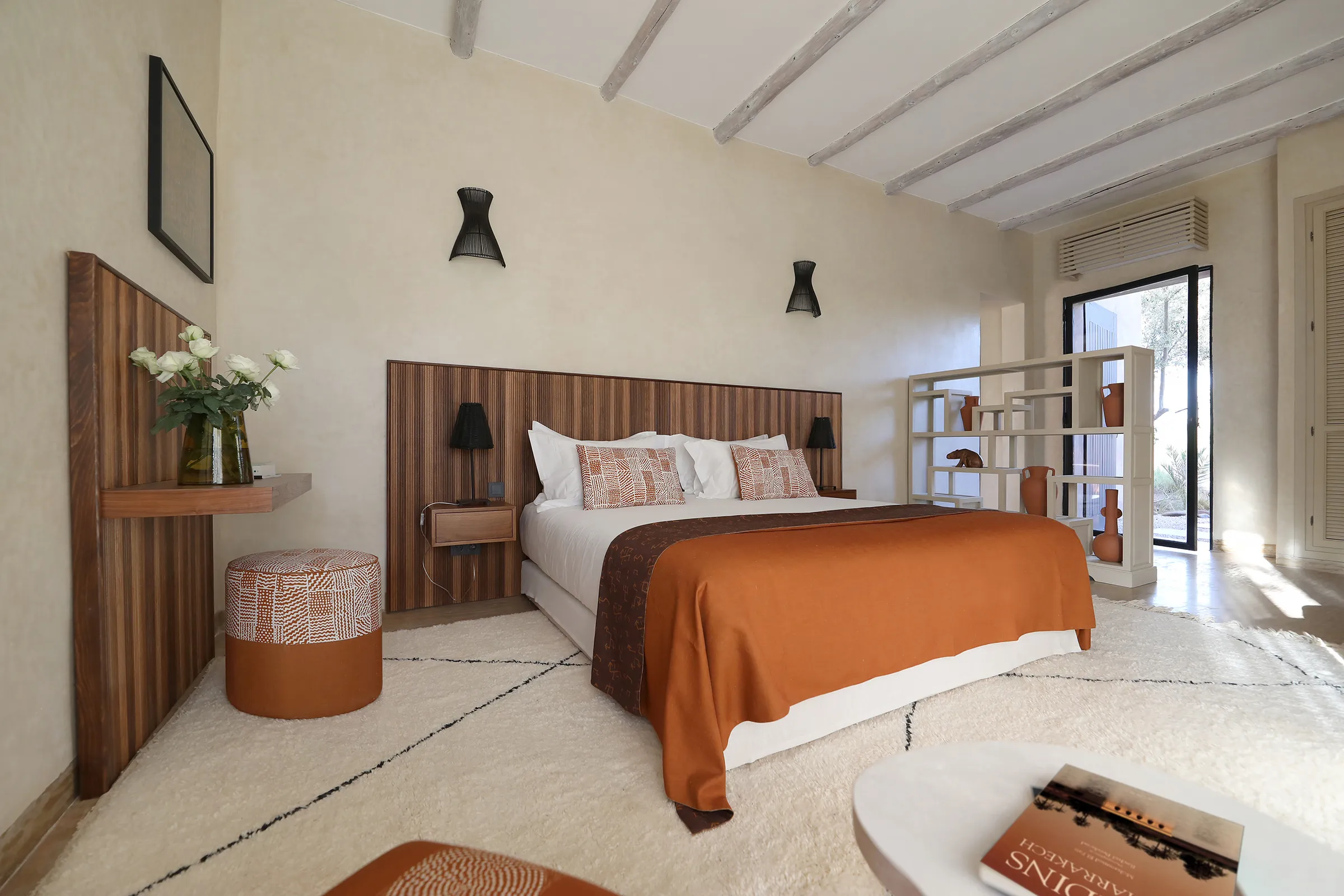 Villa Eos, private villa rental in the Palmeraie, Marrakech: suite with Berber rug