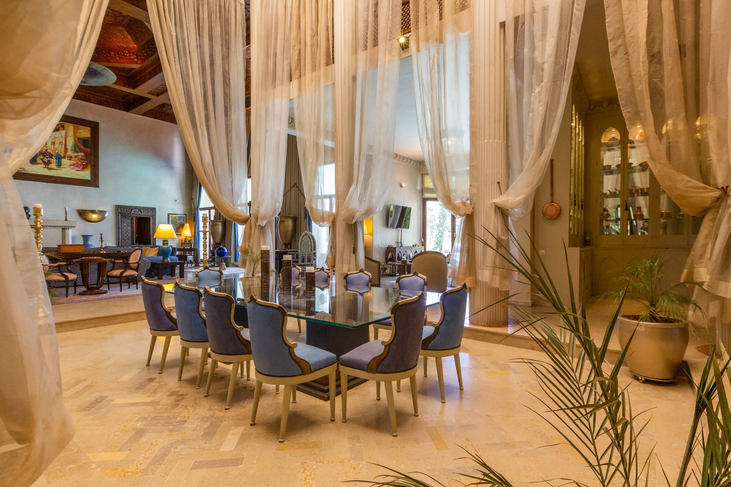 Villa Aegea, private villa rental in the Palmeraie, Marrakech: dining hall