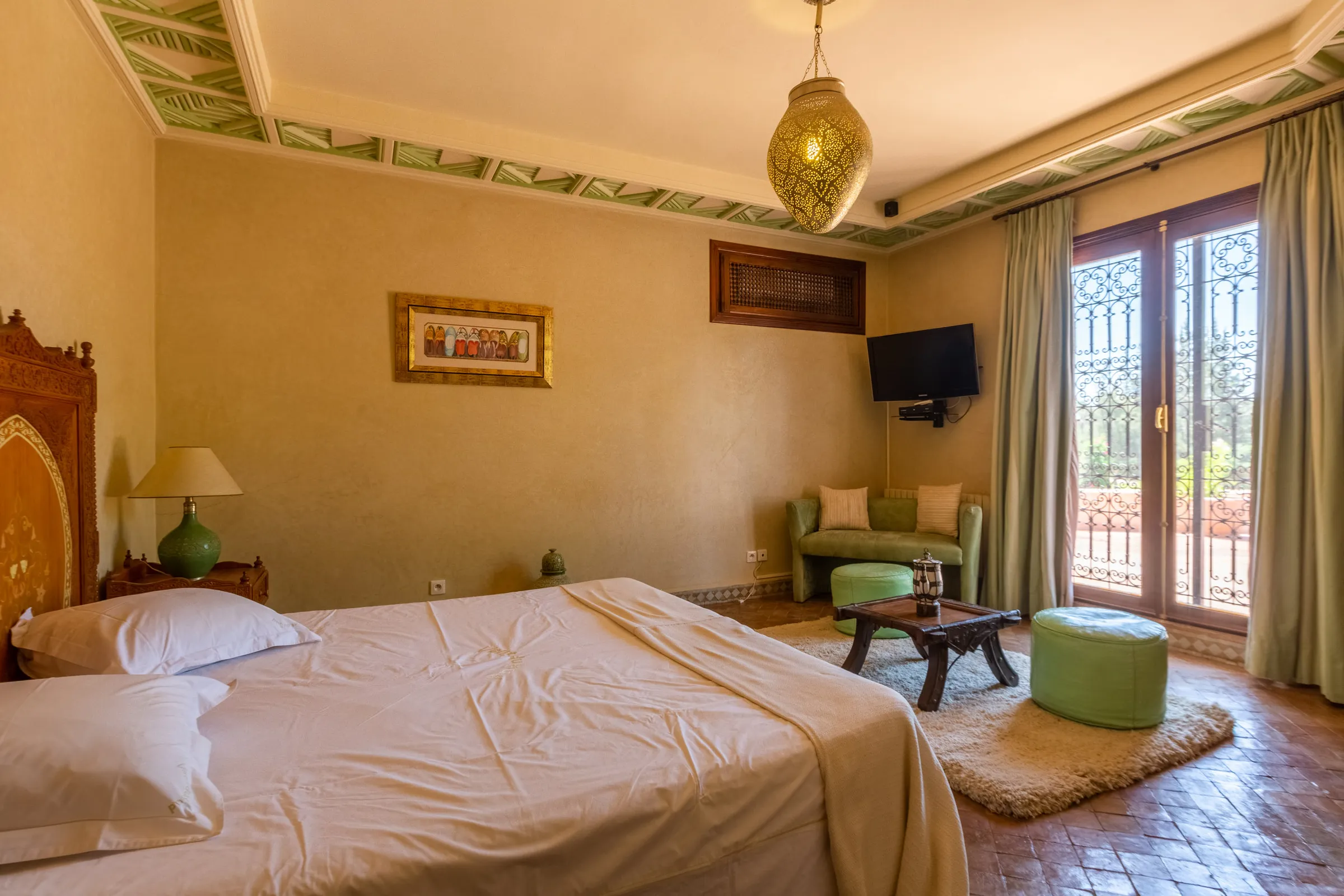 Villa Aegea, private villa rental in the Palmeraie, Marrakech: suite with traditional decor
