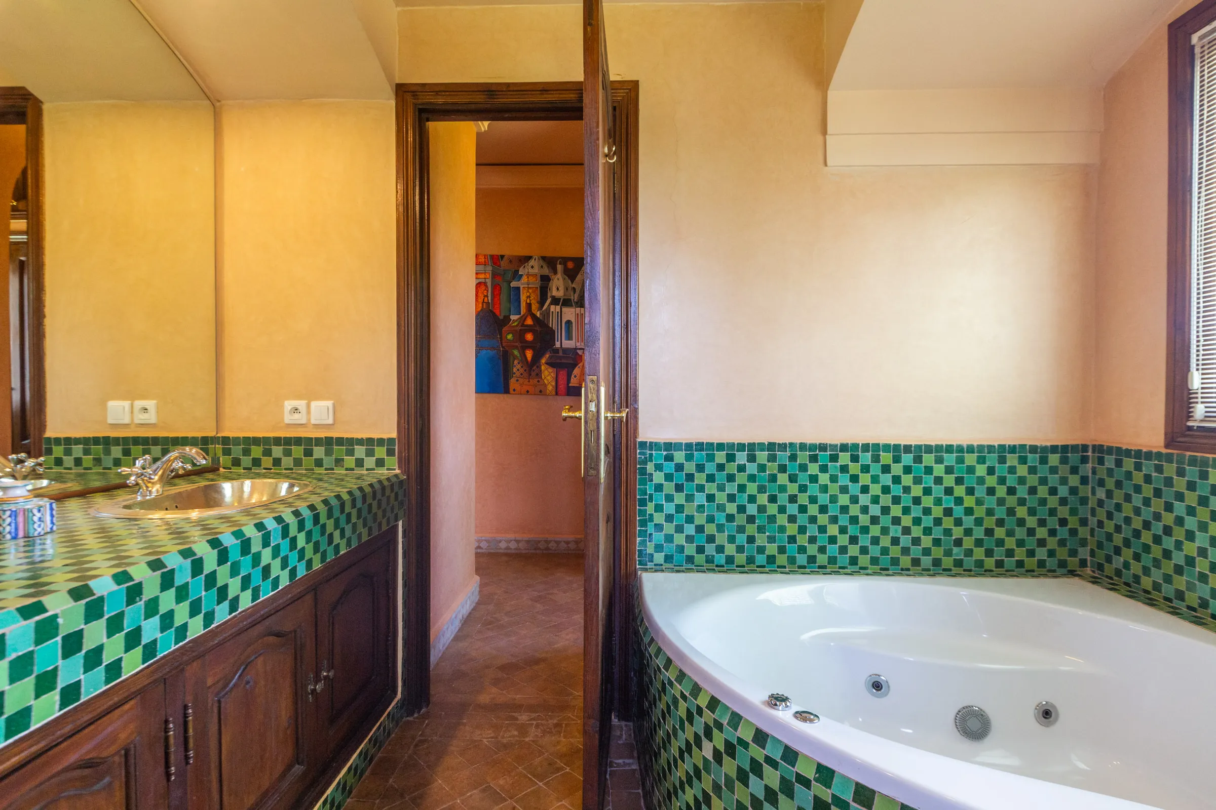 Villa Aegea, private villa rental in the Palmeraie, Marrakech: zellige bathroom with jacuzzi