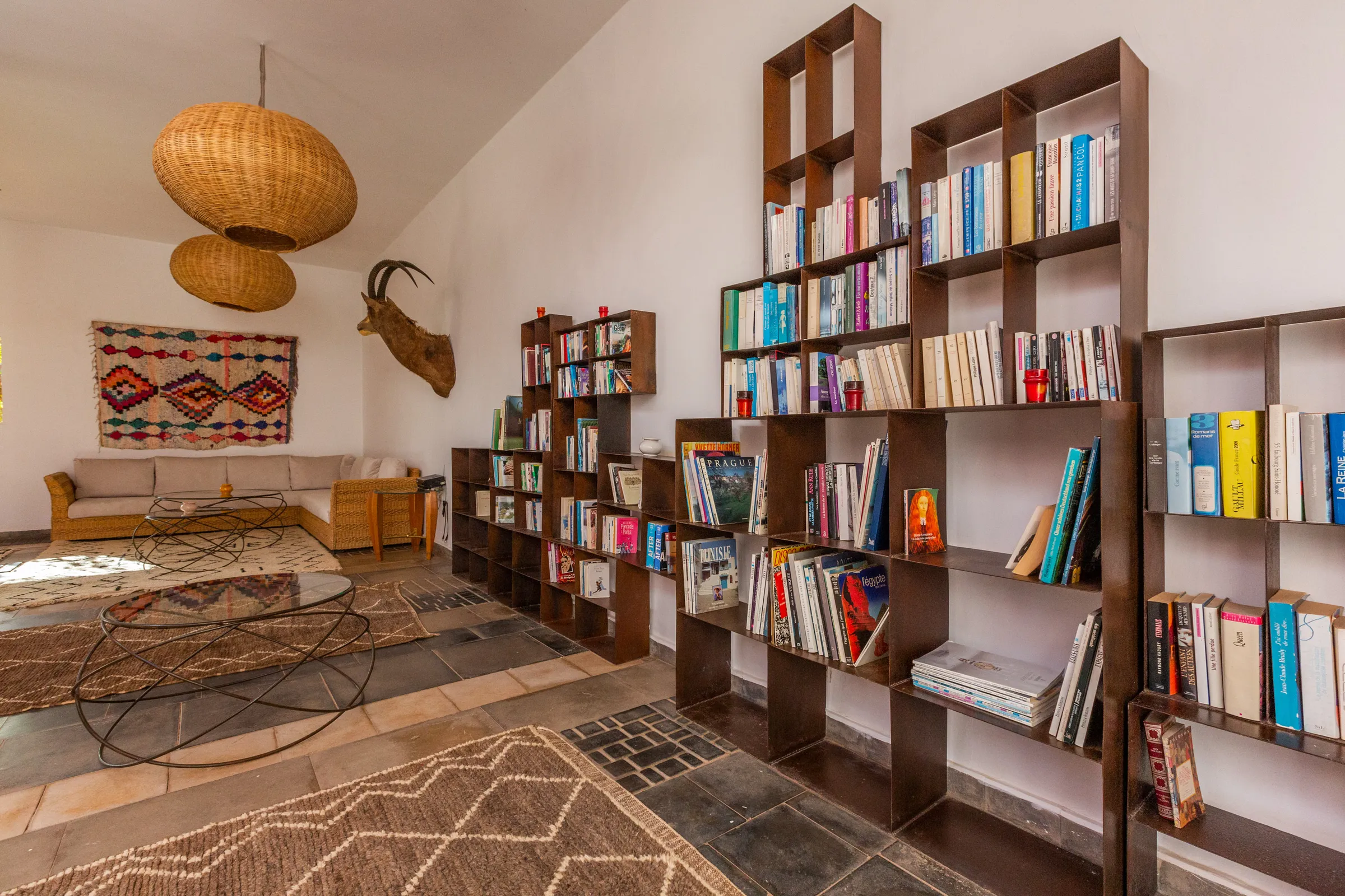 Villa Chloé, private estate rental in Sidi Abdellah Ghiat, Marrakech: library lounge