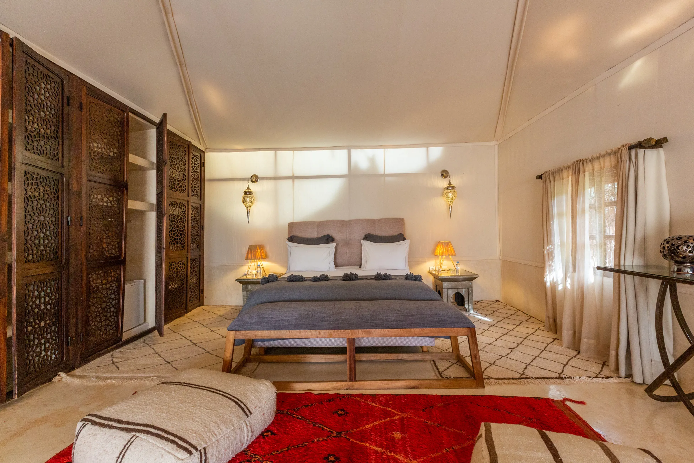 Villa Chloé, private estate rental in Sidi Abdellah Ghiat, Marrakech: kasbah suite with carved ceiling