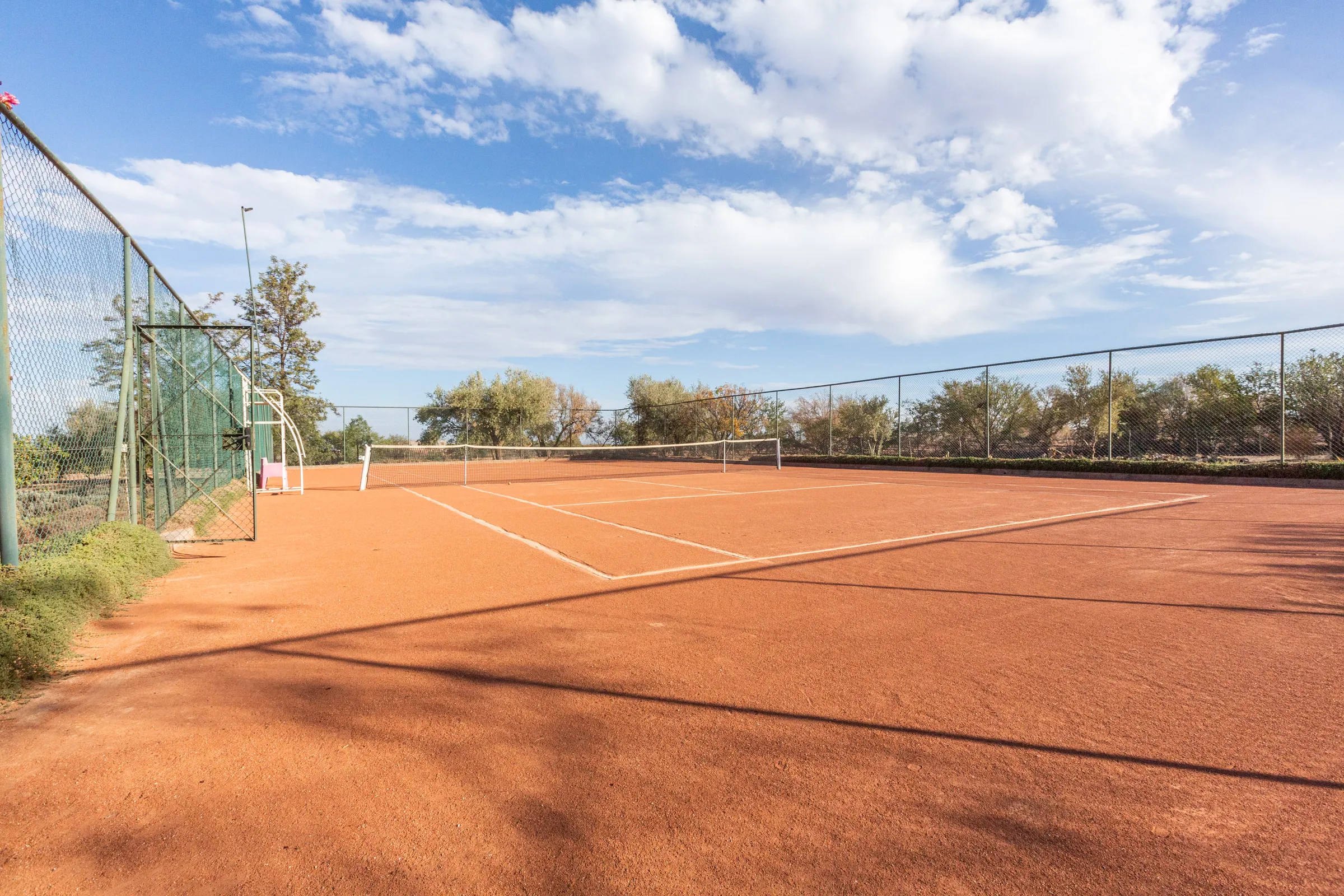 Villa Chloé, private estate rental in Sidi Abdellah Ghiat, Marrakech: tennis court