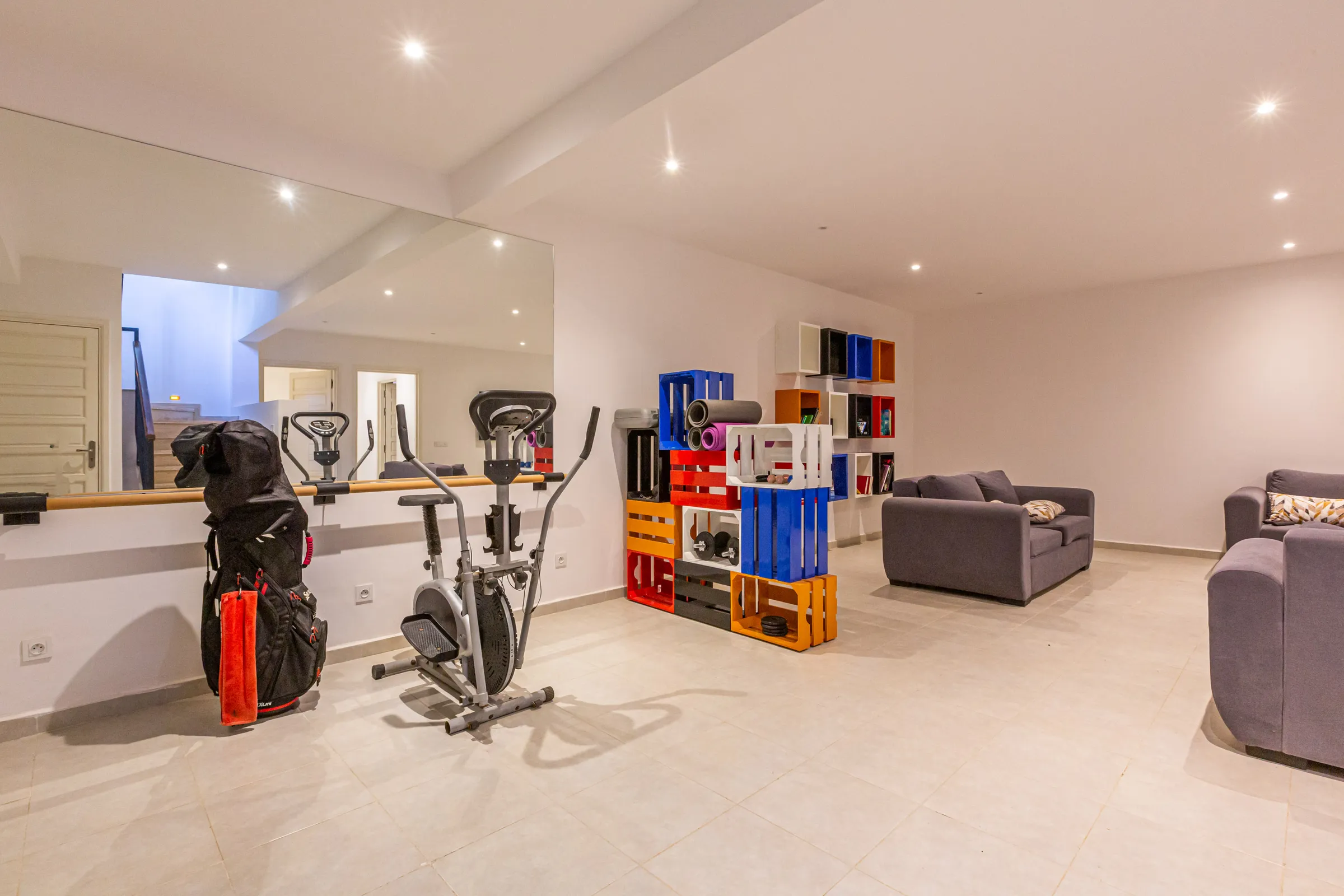 Villa Maia, private villa rental on the Route de Fès, Marrakech: gym and games room