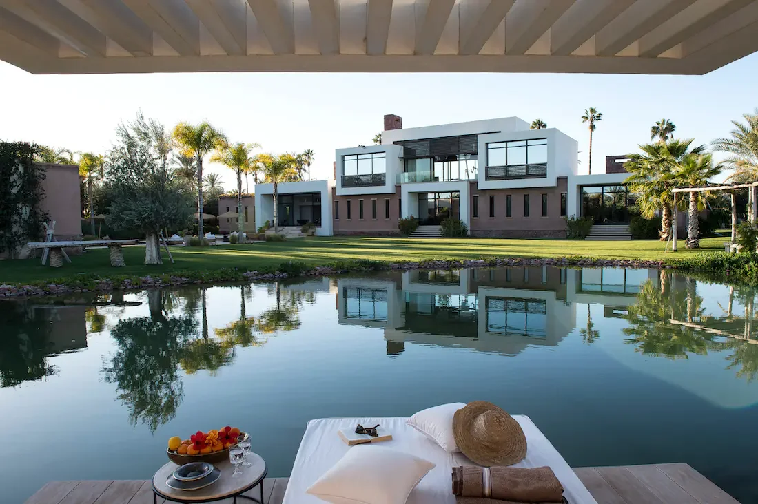 Villa Althea, private villa rental in Bab Atlas, Marrakech: the villa reflected in the pool