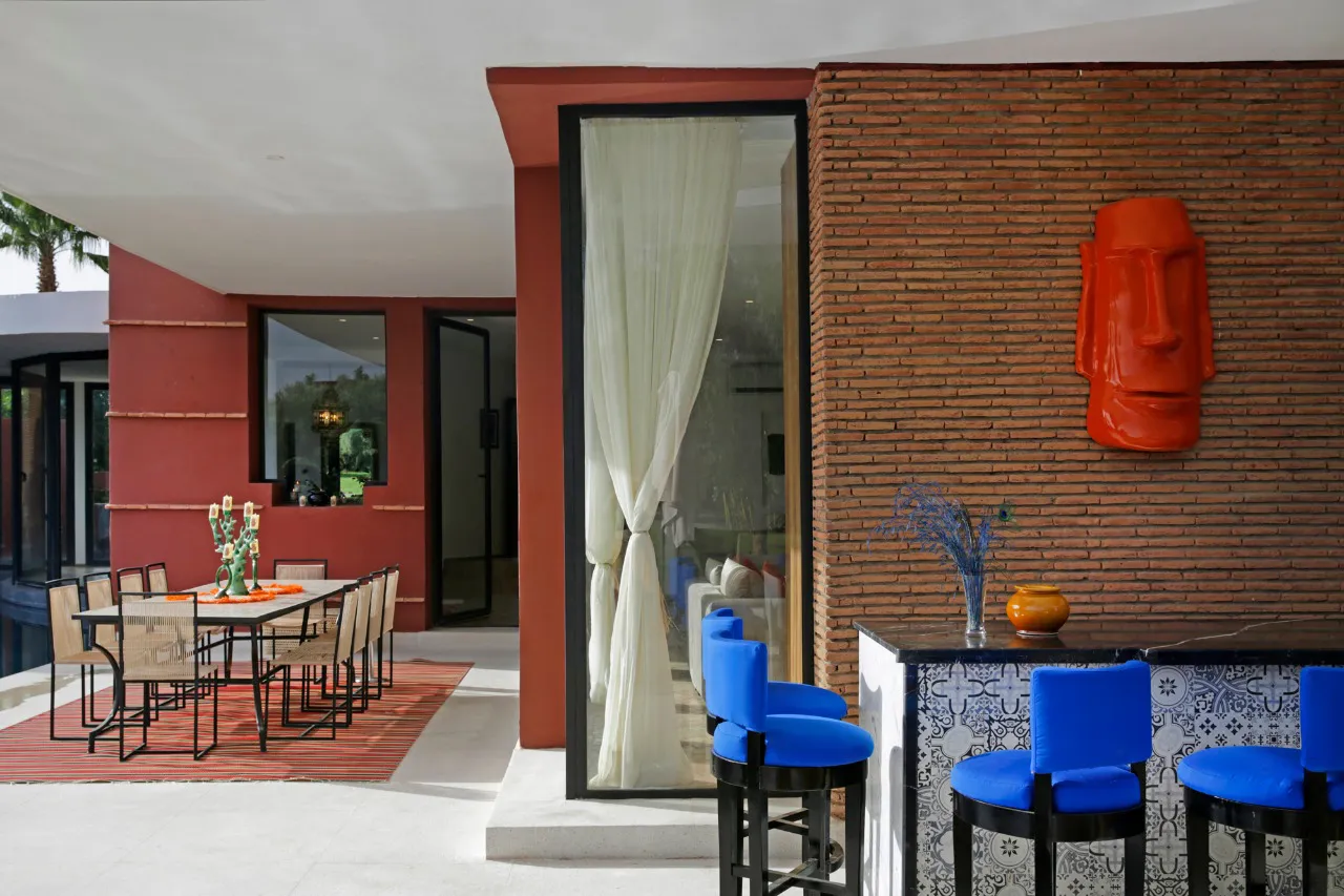 Villa Ersi, private villa rental on the Route de l'Ourika, Marrakech: terrace dining area