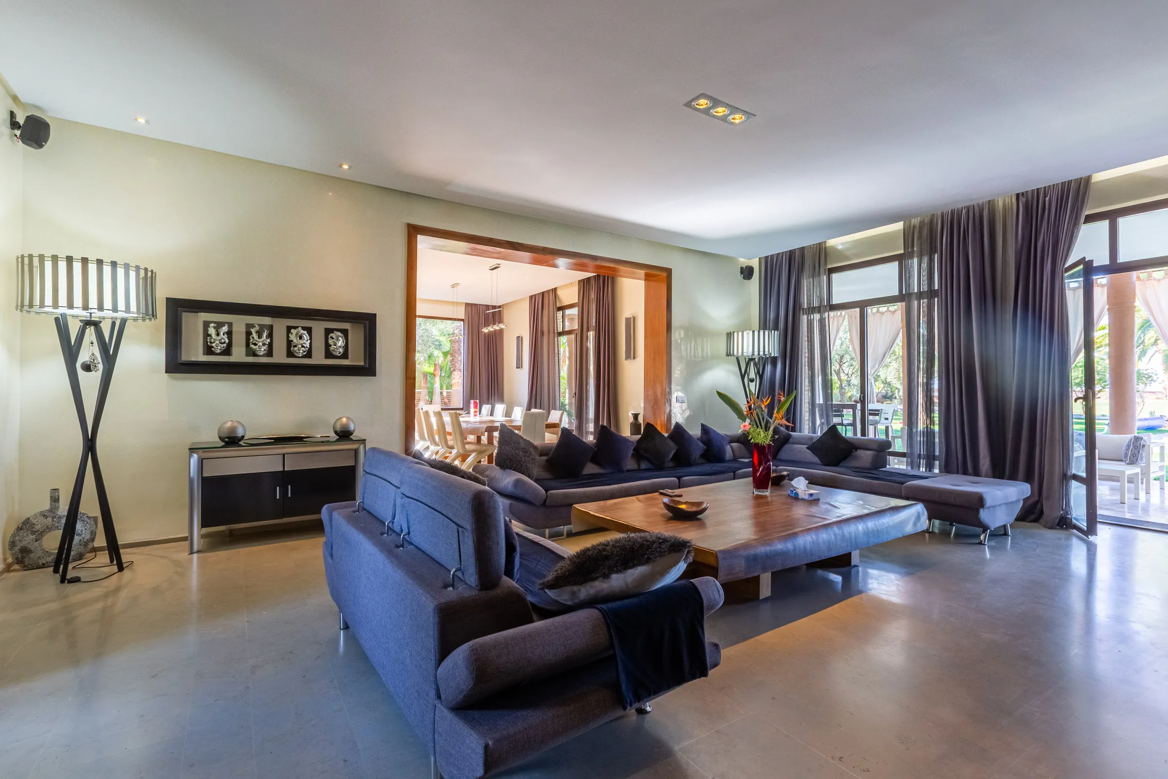 Villa Ismene, private villa rental at Samanah Golf, Marrakech: spacious living room with large sofas