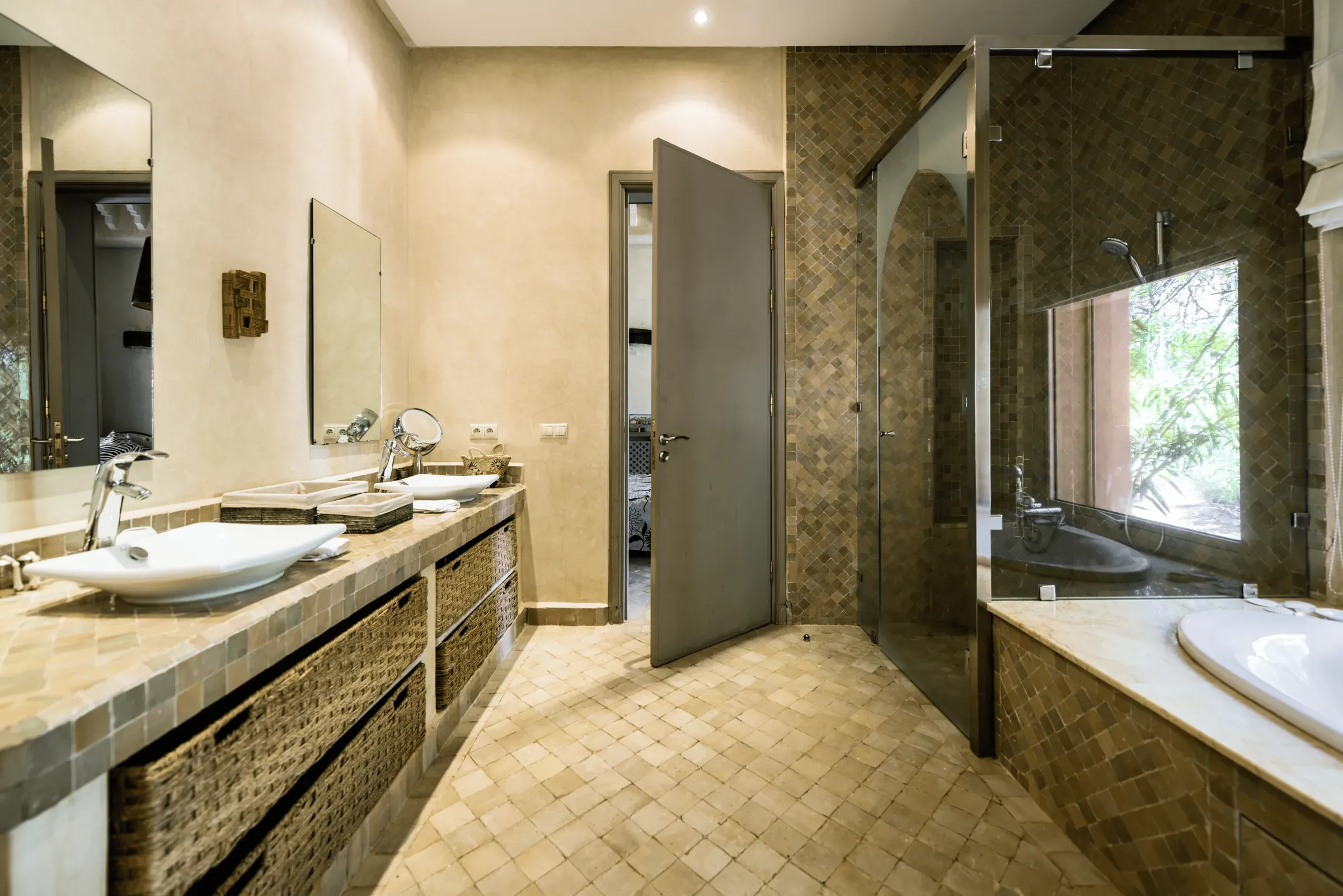 Villa Danae, private villa rental in Sidi Abdellah Ghiat, Marrakech: bathroom with double vanity