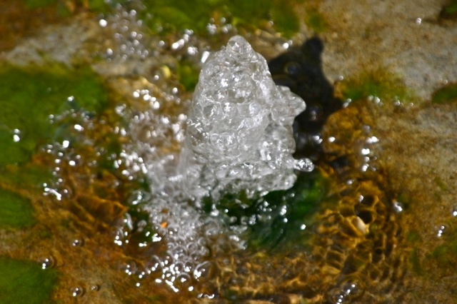 Water bubbling