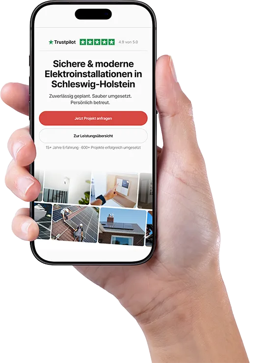 Smartphone zeigt eine von Transform Web entwickelte Kundenwebsite für einen Elektroinstallationsbetrieb in Schleswig-Holstein