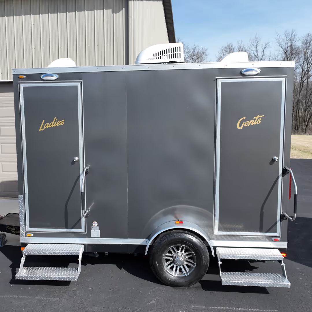 apollo-house-of-thrones-trailer-chicagoland-gray