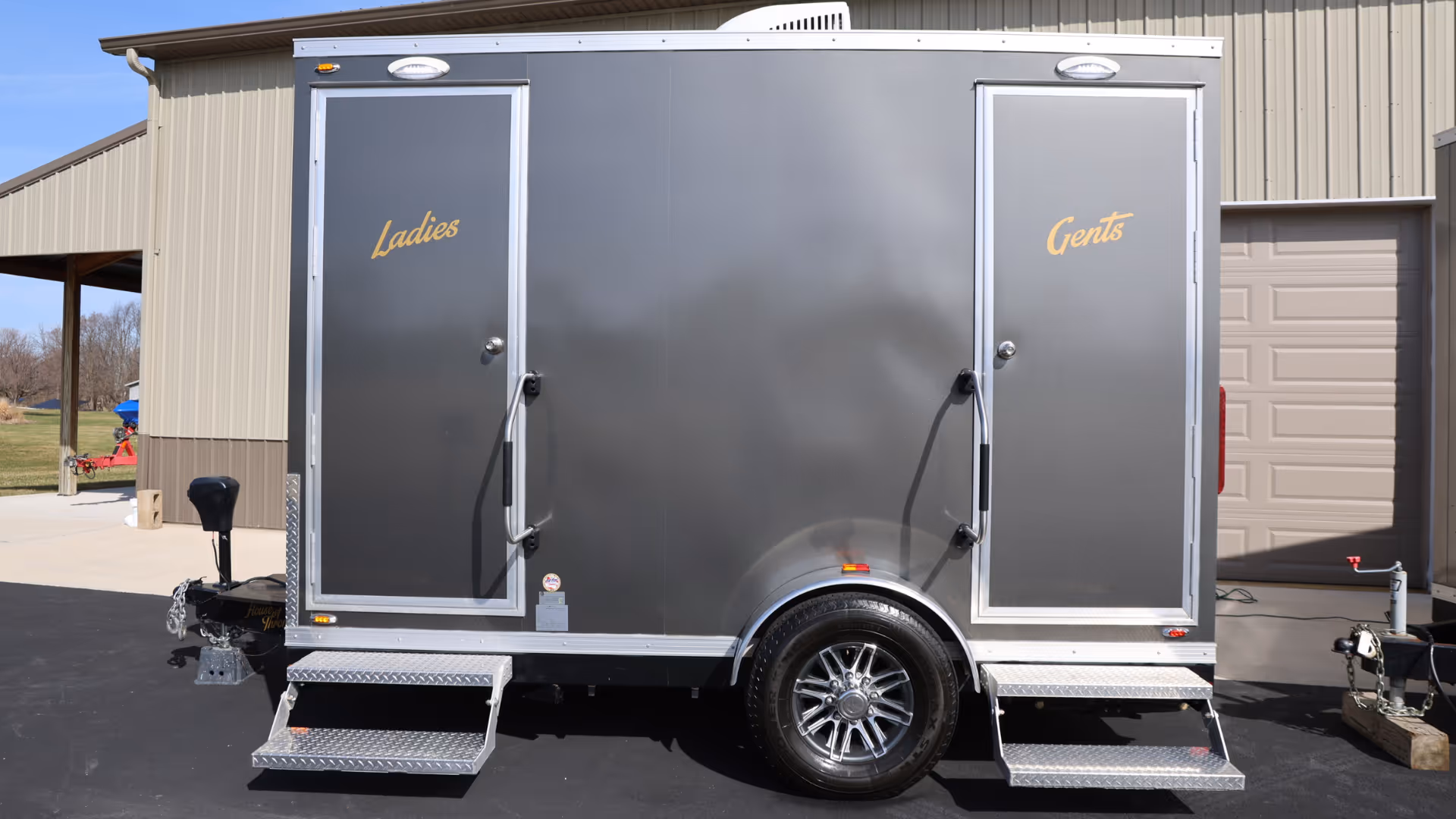 trailers-neptune-picture-with-gray-exterior-entrances-house-of-thrones