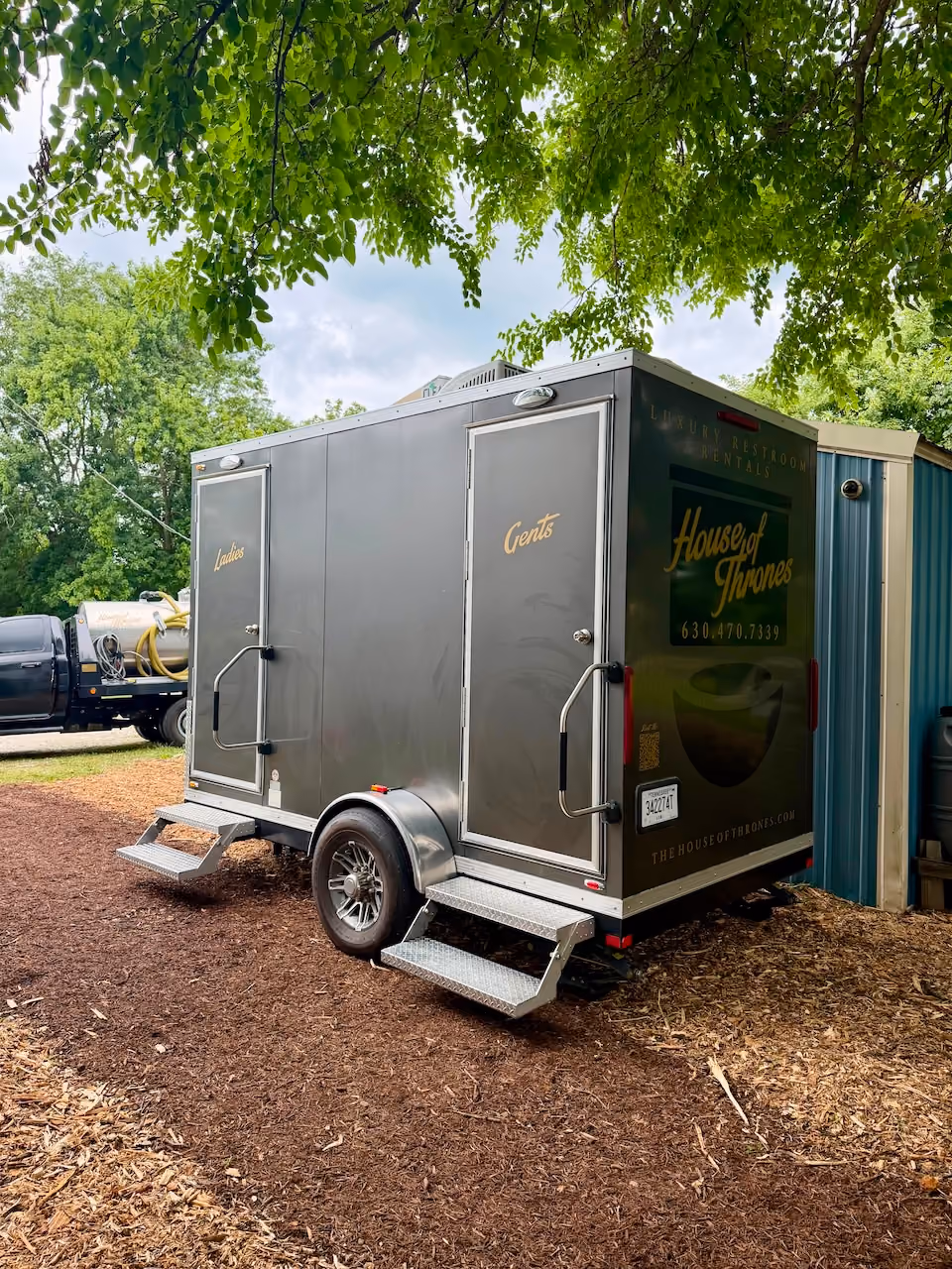 house-of-thrones-restroom-trailer-rental-for-home-glen-il