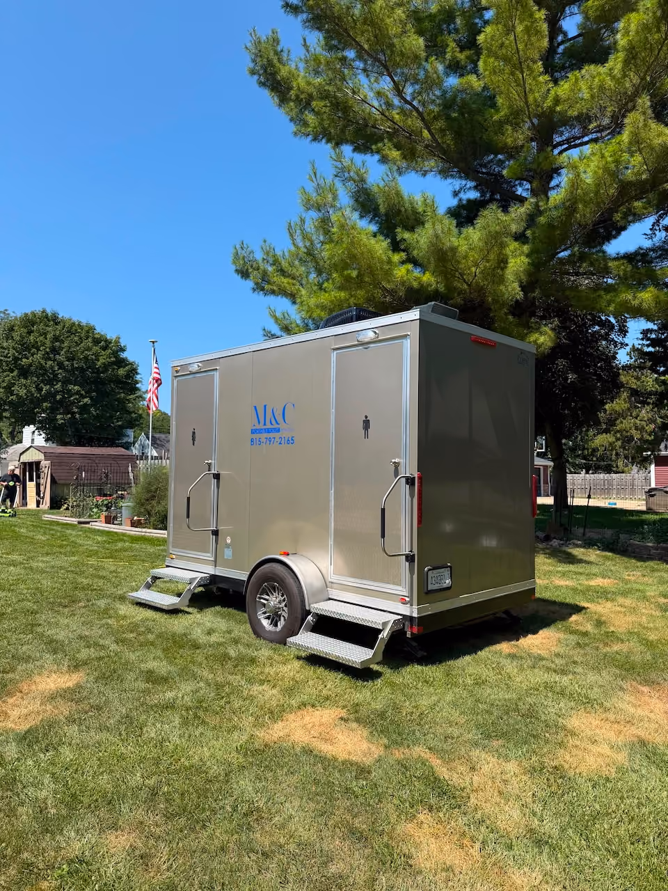 house-of-thrones-restroom-trailer-rental-for-oglesby-il