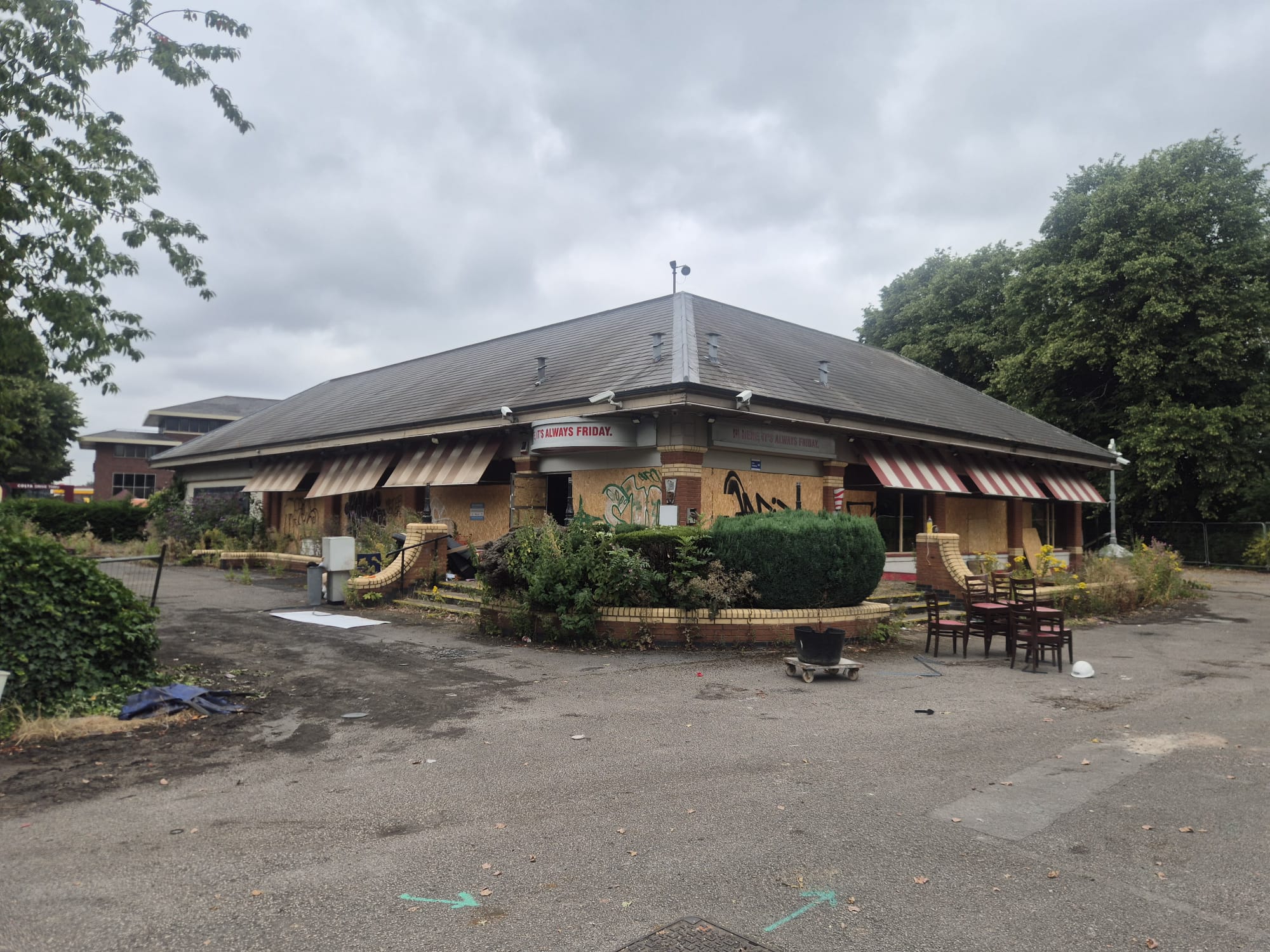 Soft strip out of a former TGI Fridays restaurant on Cross Street, Sale, Greater Manchester — Jim Wise Demolition
