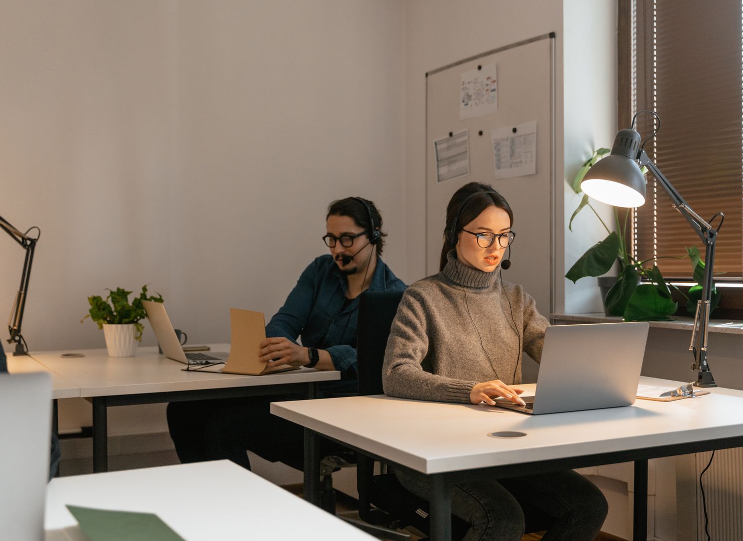 How to Outsource an Inside Sales Team: A Complete 2026 Guide