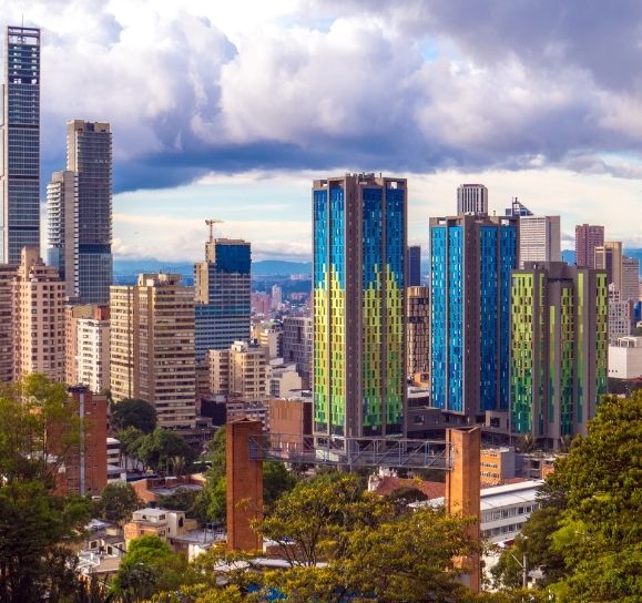 Especialista en Lipedema en Bogotá: Cuándo Acudir y Qué Esperar