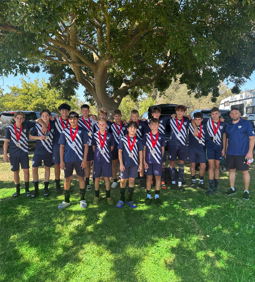 Legends 2011B-A team with championship medals