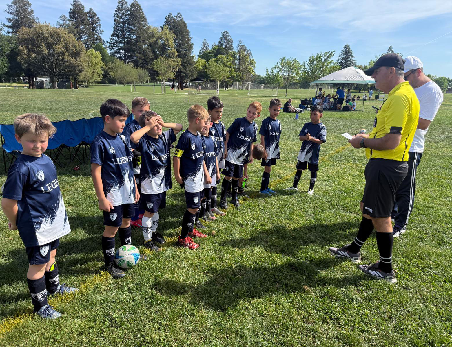 Legends 2017 A team players are checking in before the game