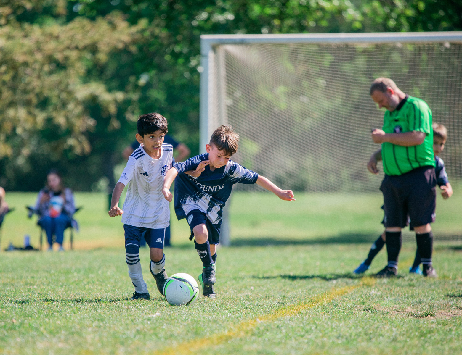 Legends 2018 player with the ball