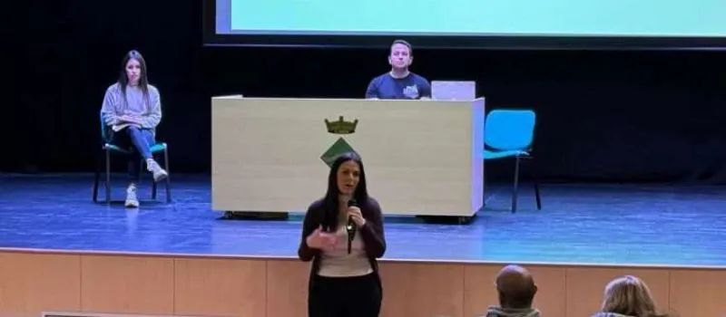 El municipio Sant Jaume d’Enveja entrega los relojes SeniorDomo a su población