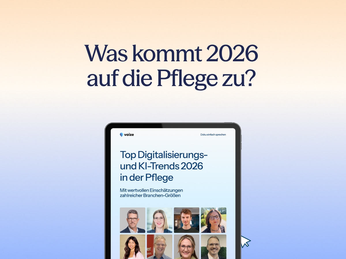 Tablet zeigt das voize-Whitepaper „Top Digitalisierungs- und KI-Trends 2026 in der Pflege" vor pastellfarbenem Hintergrund.