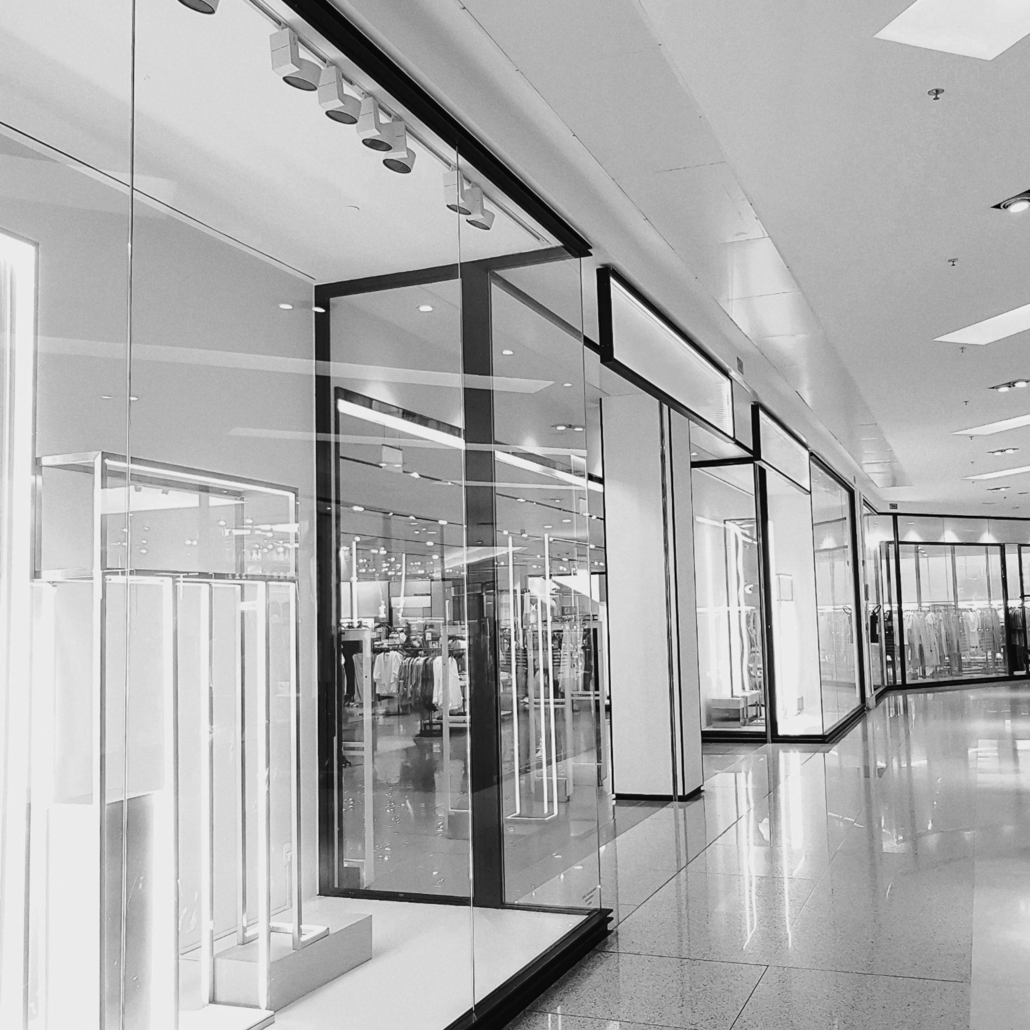 Retail storefront tenants