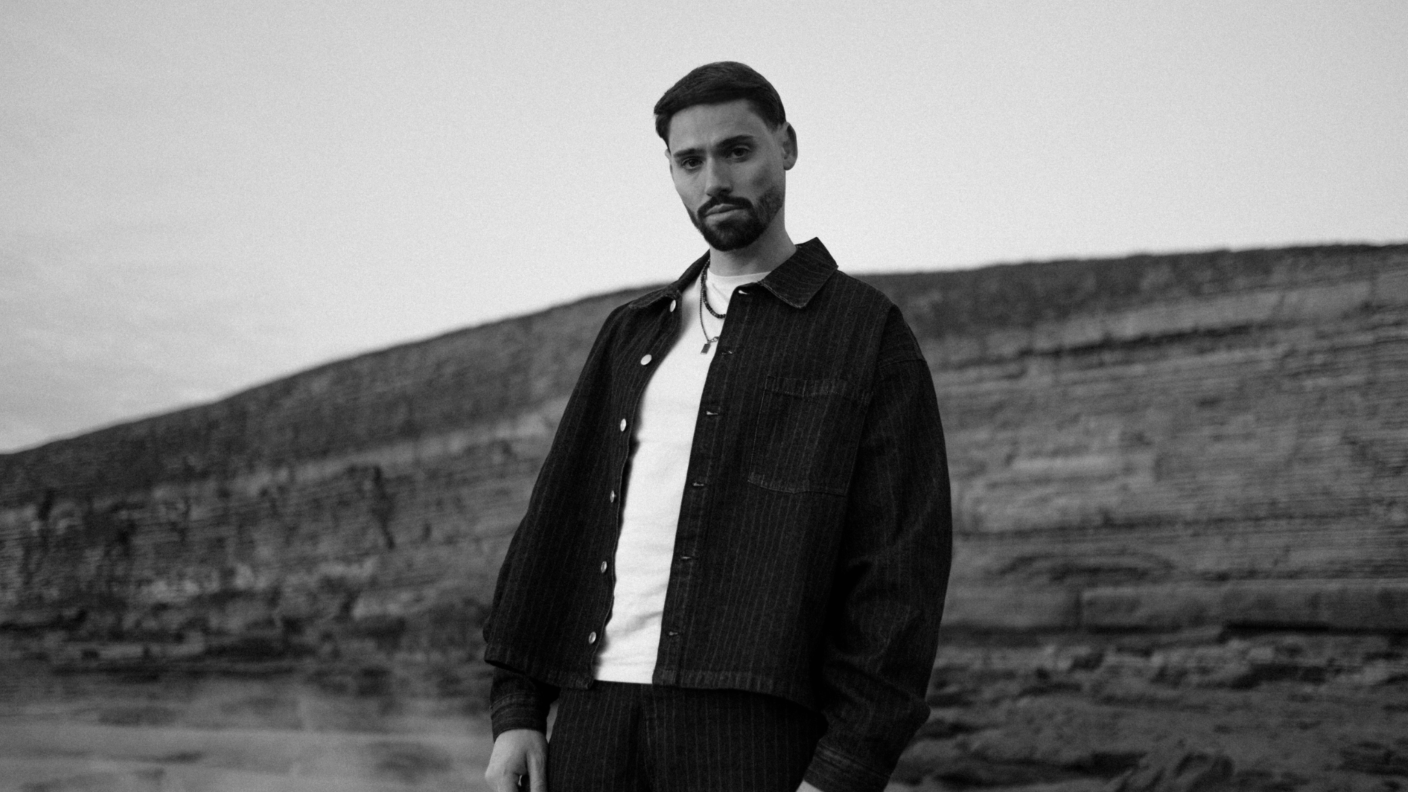 SJ Hill Performing Live at The Industry Night