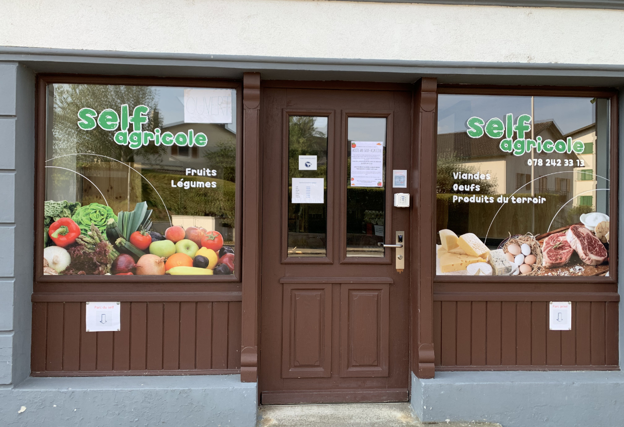 image of organic food section (for a grocery store)