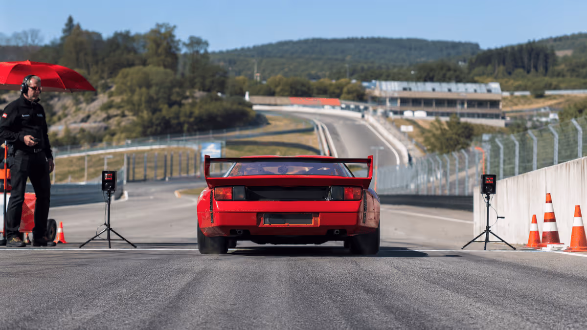 Motorsport race start