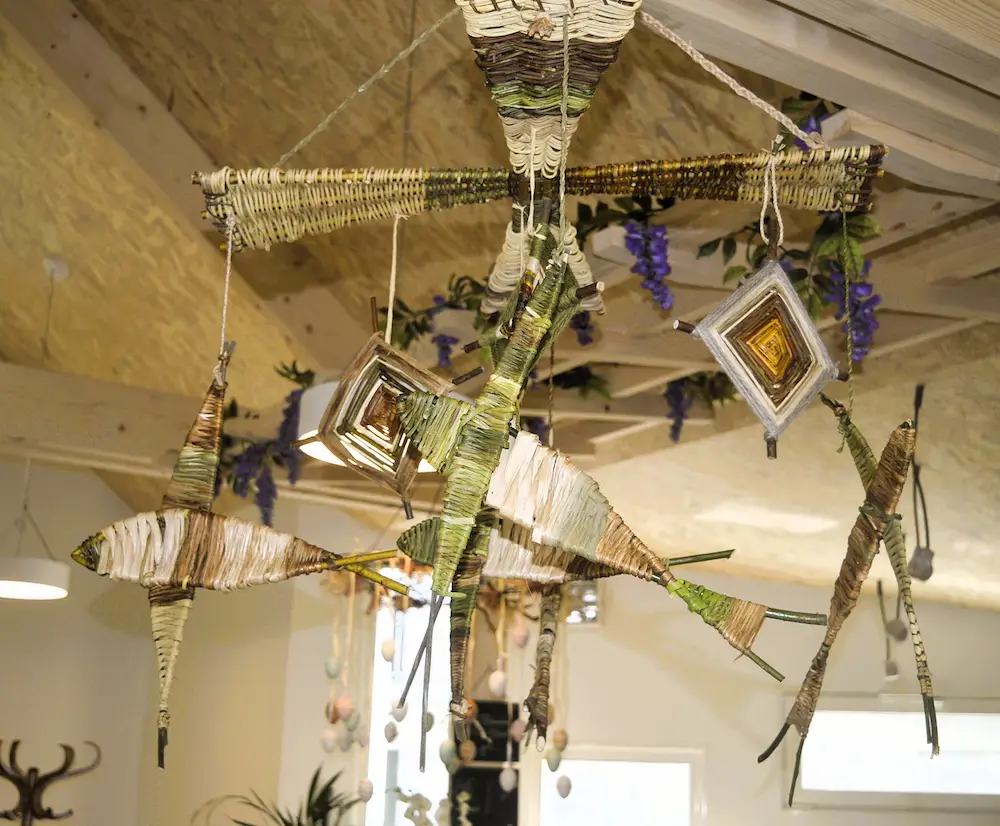 Animation vannerie pour les entreprises : réalisation d'un mobile