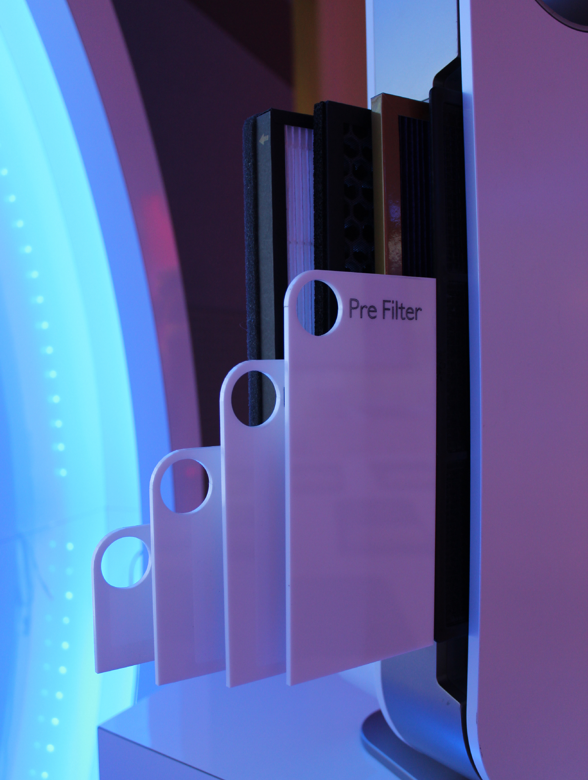 un-tamed agency icon design