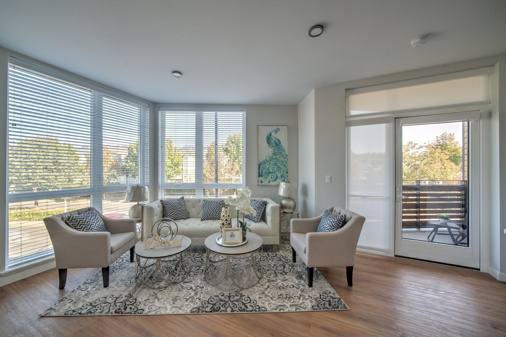 living room with table and chairs