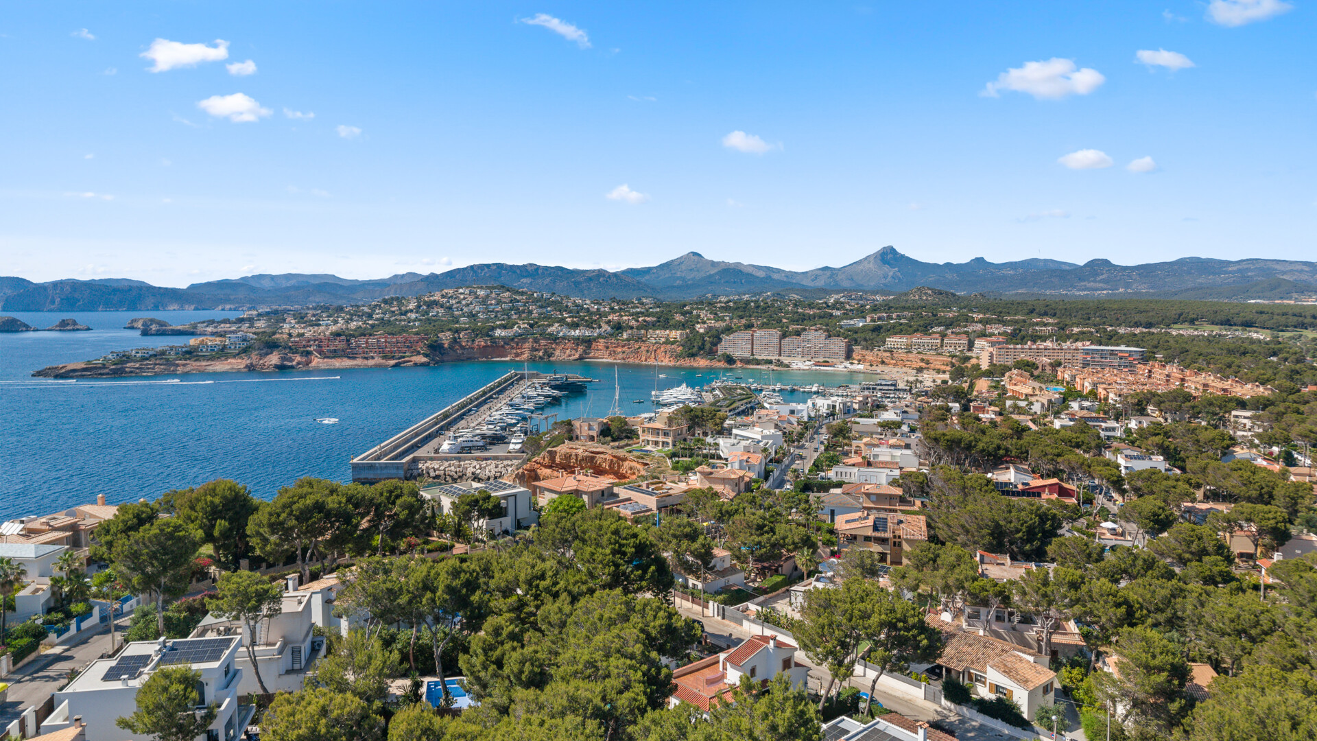Shooting el toro_Lietz Mallorca x Soko Studio-WEB-18.jpg