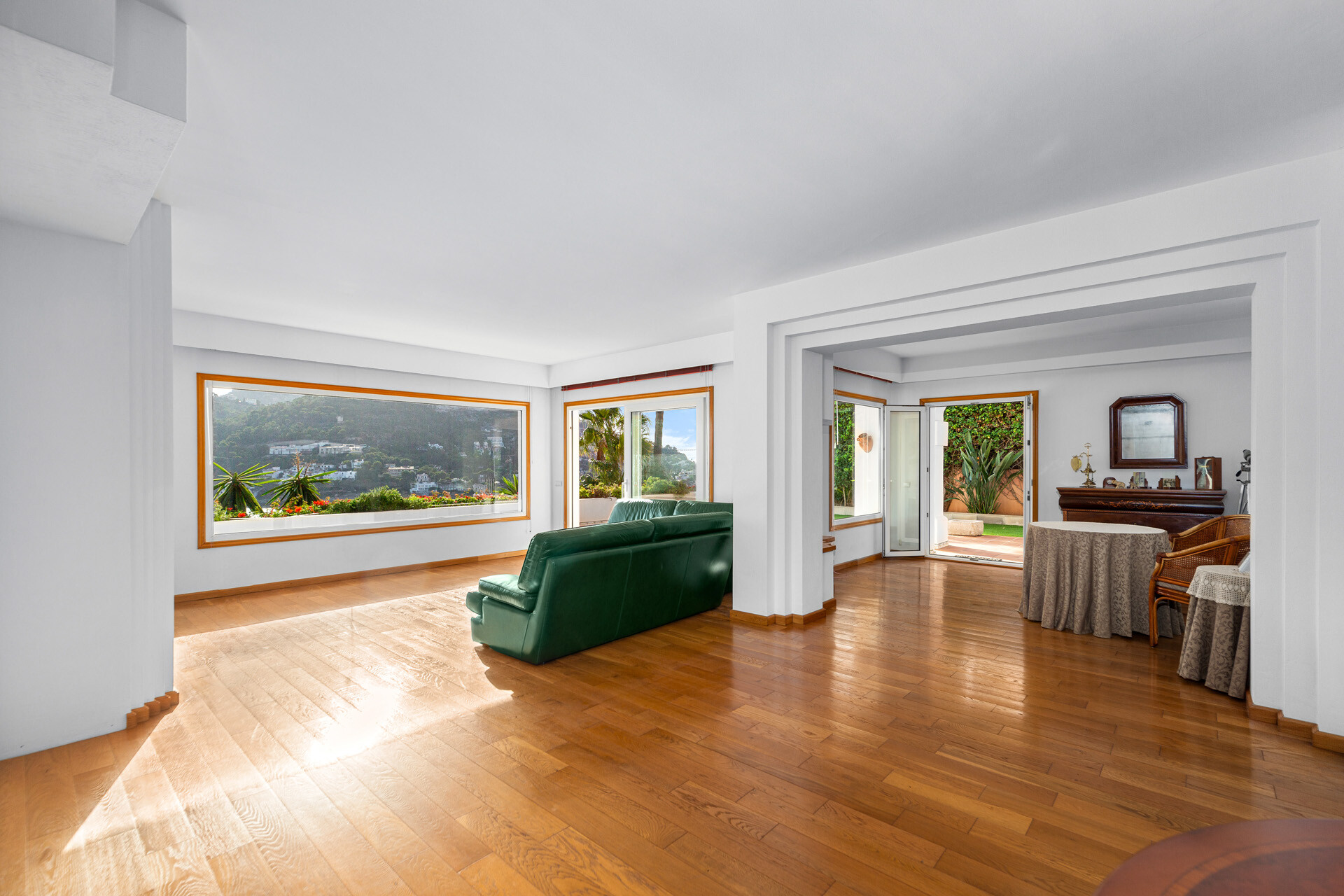10 Salon + comedor.jpg