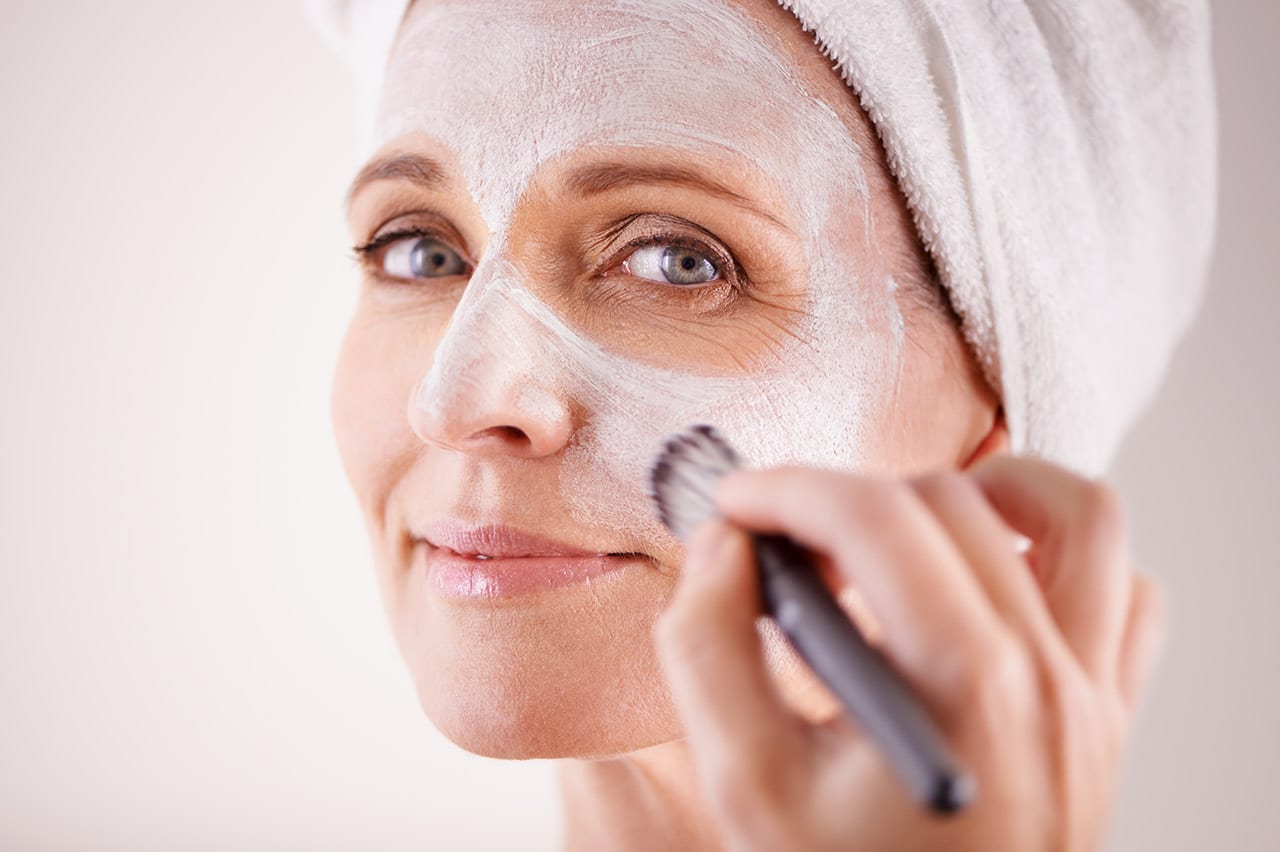 Pflege für reife Haut bei Skinthetics Cosmetics in Düsseldorf