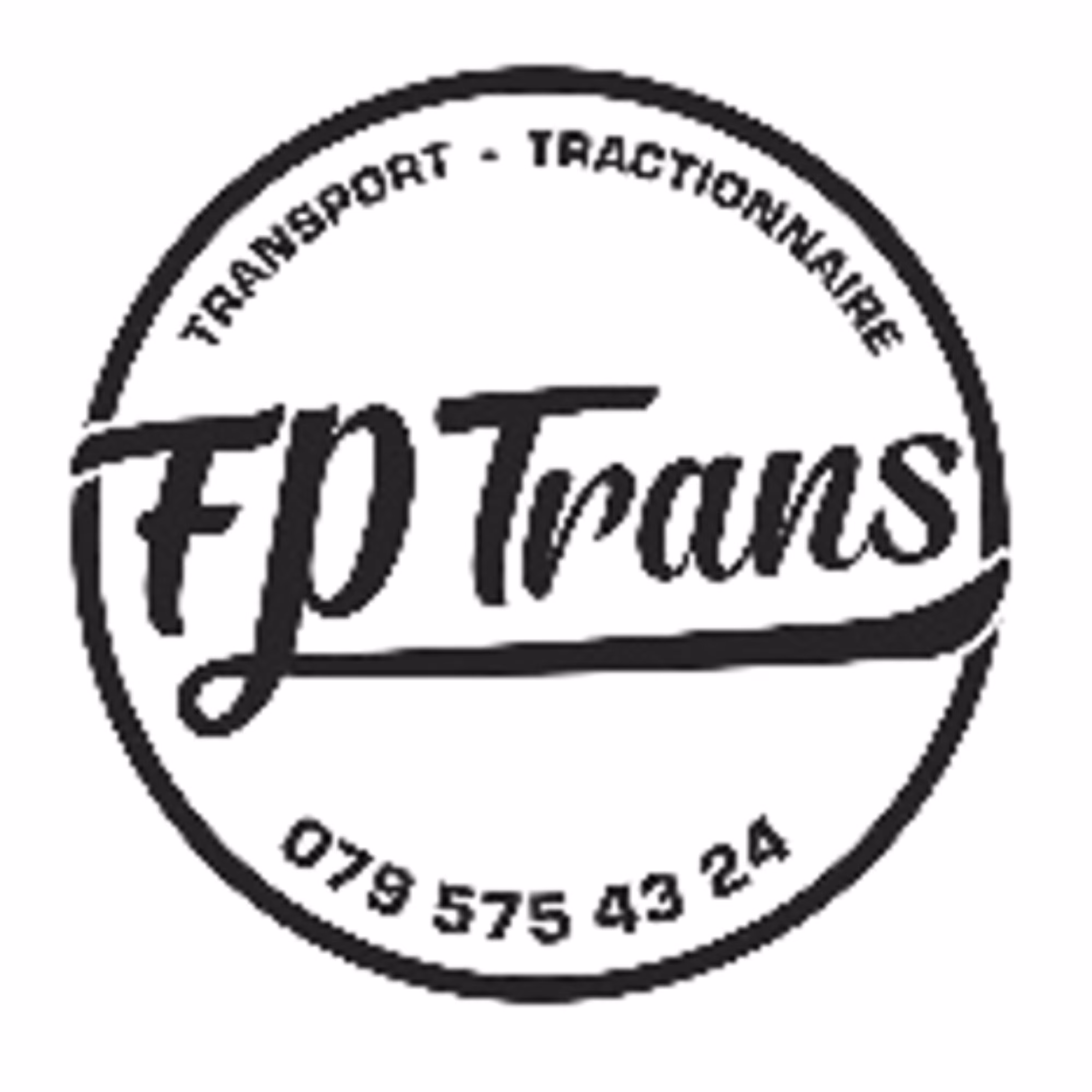 Logo circulaire de FP Trans avec l'inscription Transport - Tractionnaire et un numéro de téléphone.