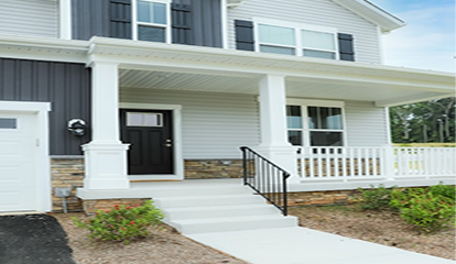 High-performance fiber cement planks engineered to withstand the specific climate demands of your local area.